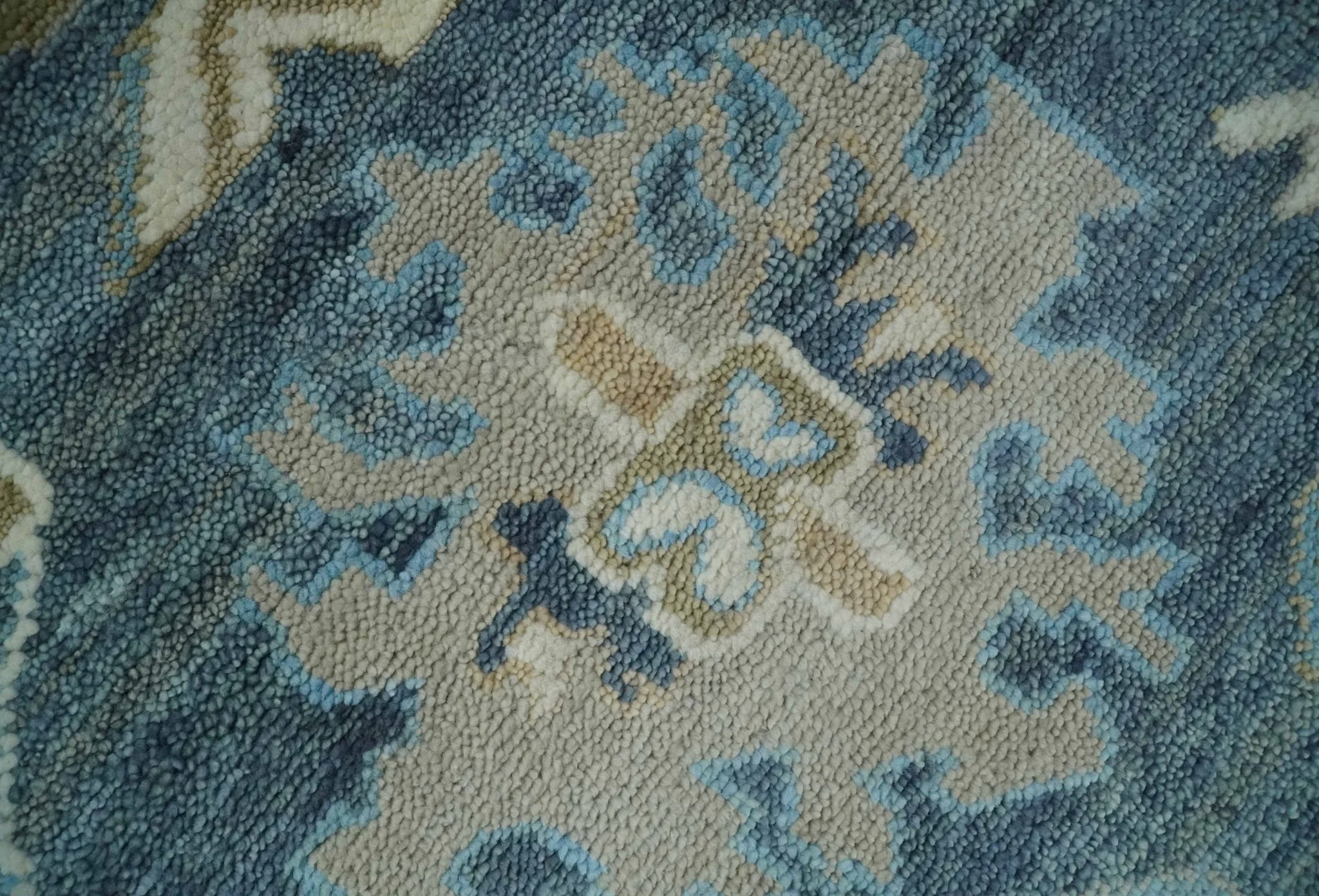 10x14 Antique Style Hand Knotted Blue, Ivory and Beige Traditional Vintage Oushak Wool Rug | TRDCP15721014 - Image 4