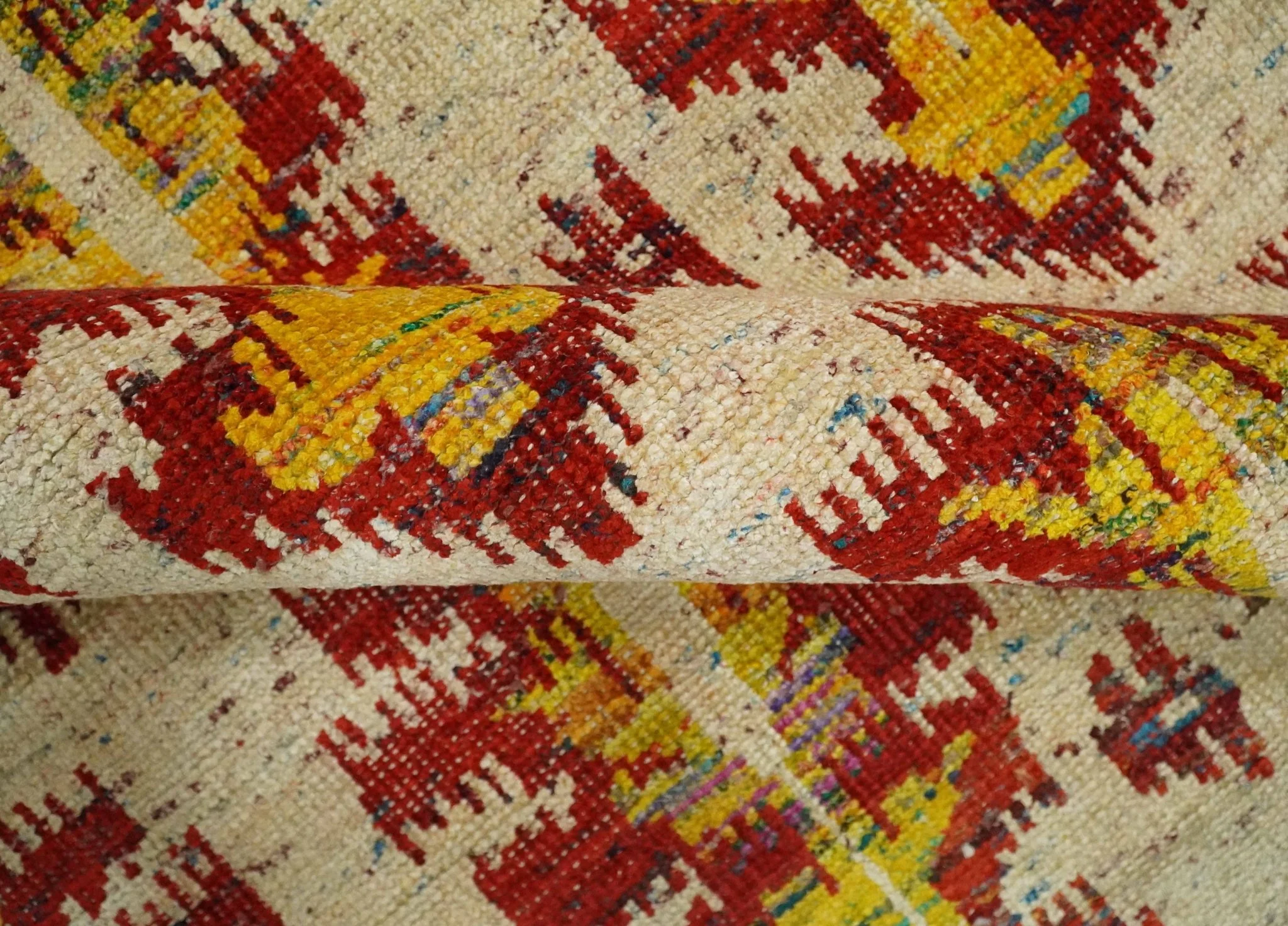 8x10 and 10x14 Hand Knotted Beige, Rust and Gold Modern Contemporary Southwestern Tribal Trellis Recycled Silk Area Rug | OP24 - Image 8
