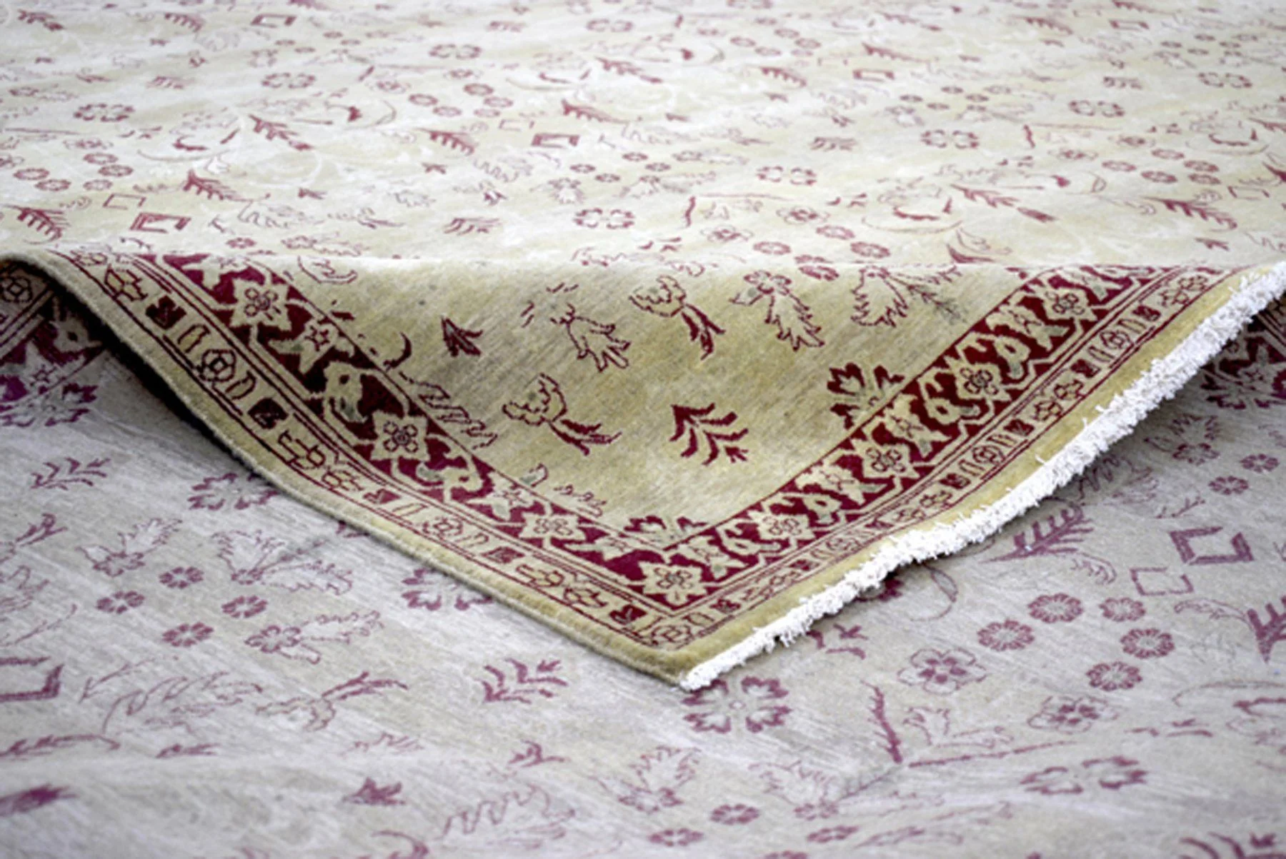 Fine Knots 10x14 Handmade Area Rug made with Hand-spun Wool - Image 8