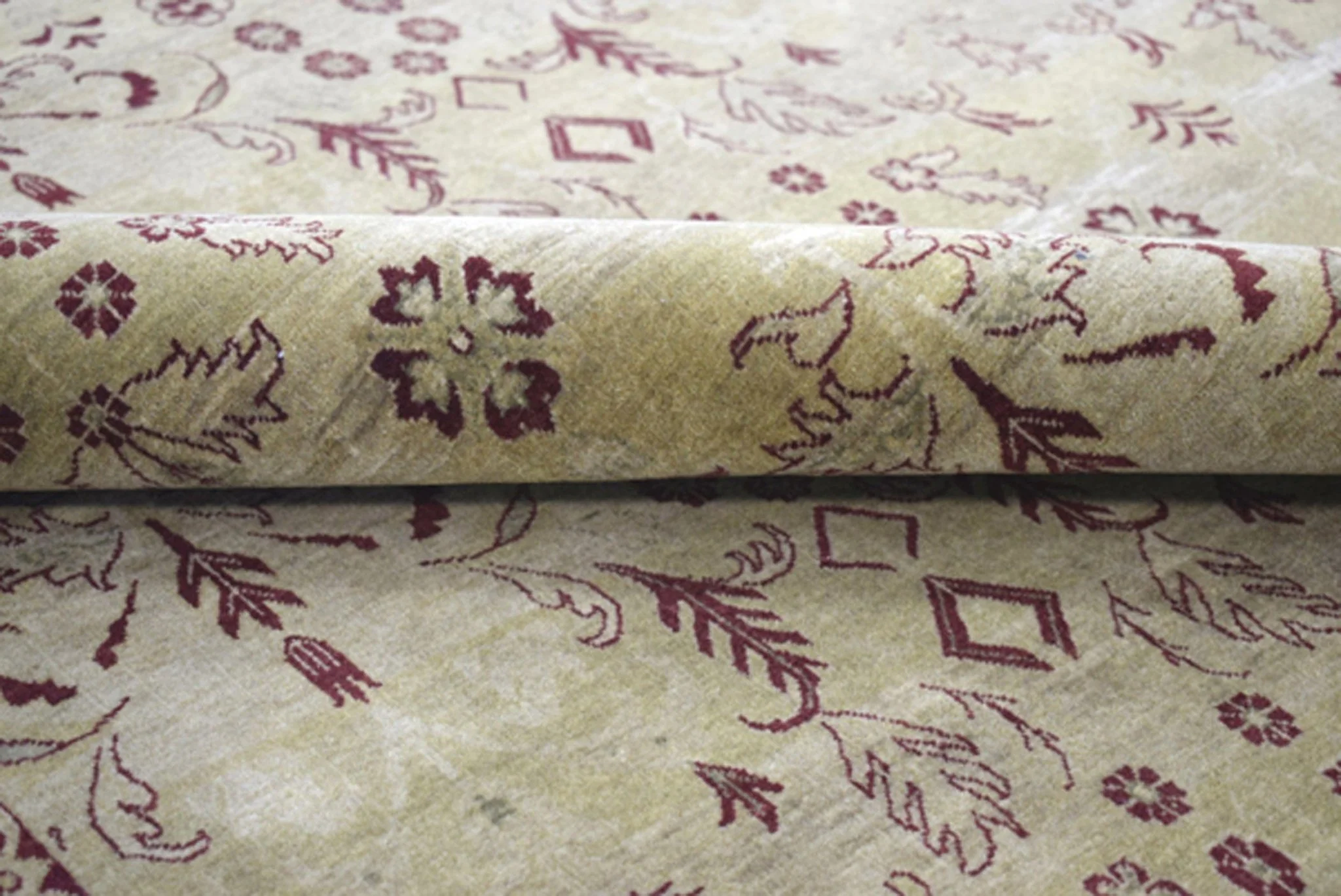 Fine Knots 10x14 Handmade Area Rug made with Hand-spun Wool - Image 9