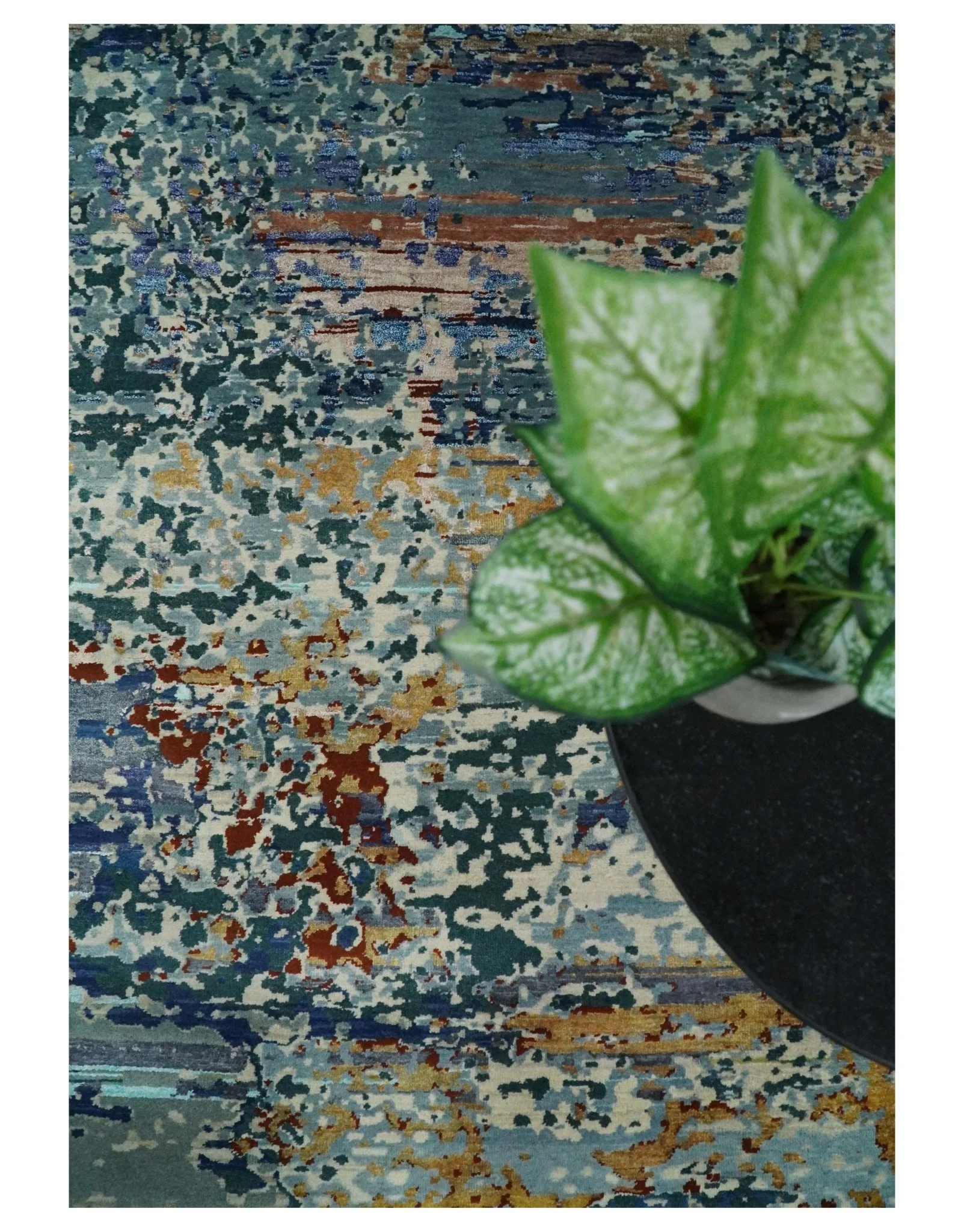 2.6x10 Fine Hand Knotted Blue Modern Abstract Wool and Silk Runner Area Rug | AGR12 - Image 4