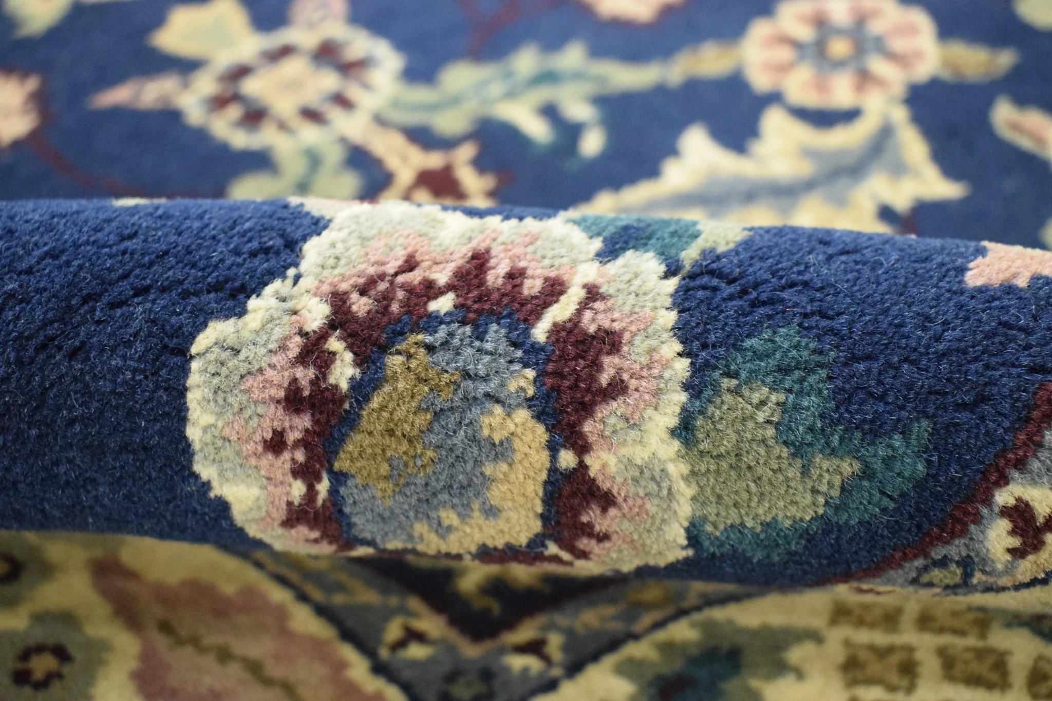 2.6x8 Blue and Beige Fine Runner Hand Knotted Area Rug | Floral Design Made with Fine Wool - Image 7