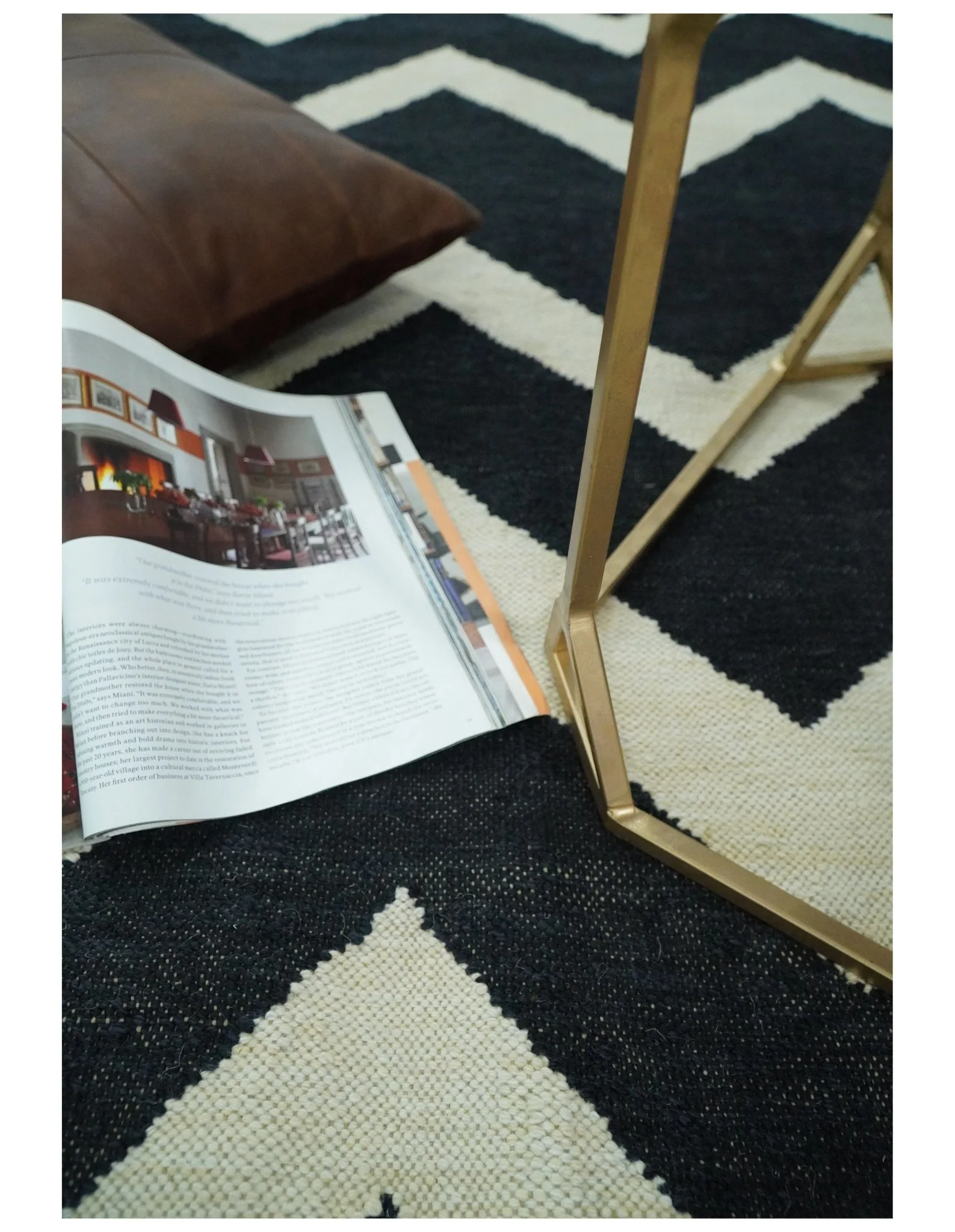 Black and Beige Outdoor Safe Hand Woven Dhurrie Rug Chevron Pattern - Image 6