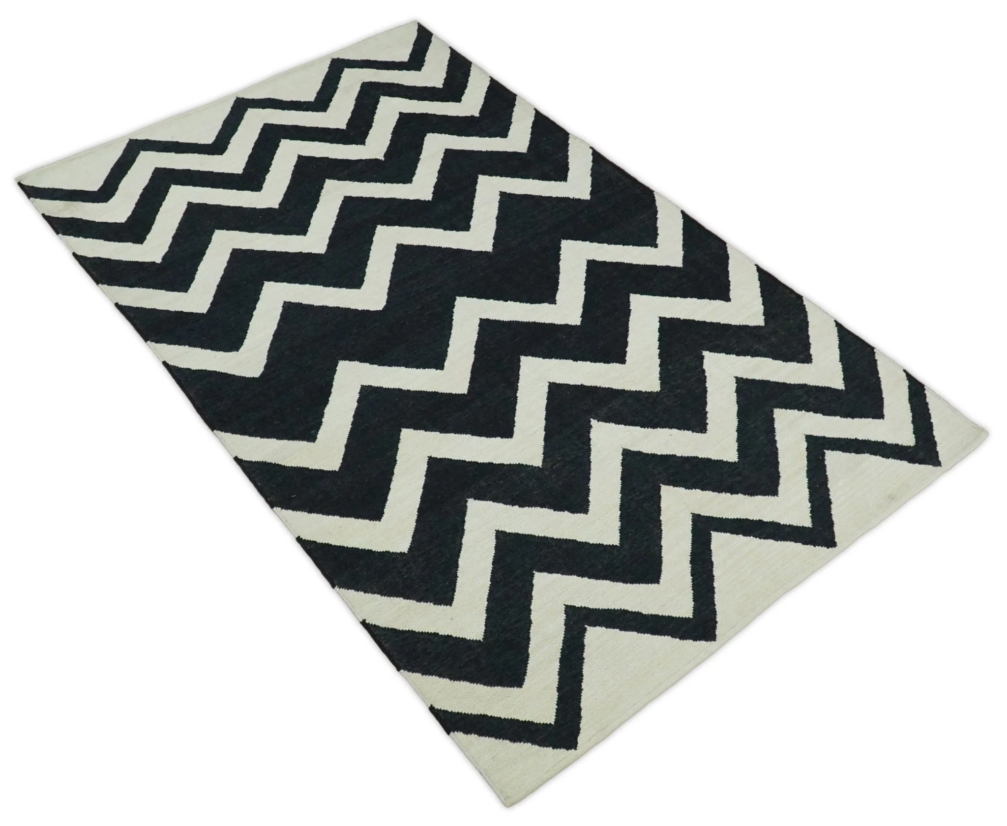 Black and Beige Outdoor Safe Hand Woven Dhurrie Rug Chevron Pattern - Image 9