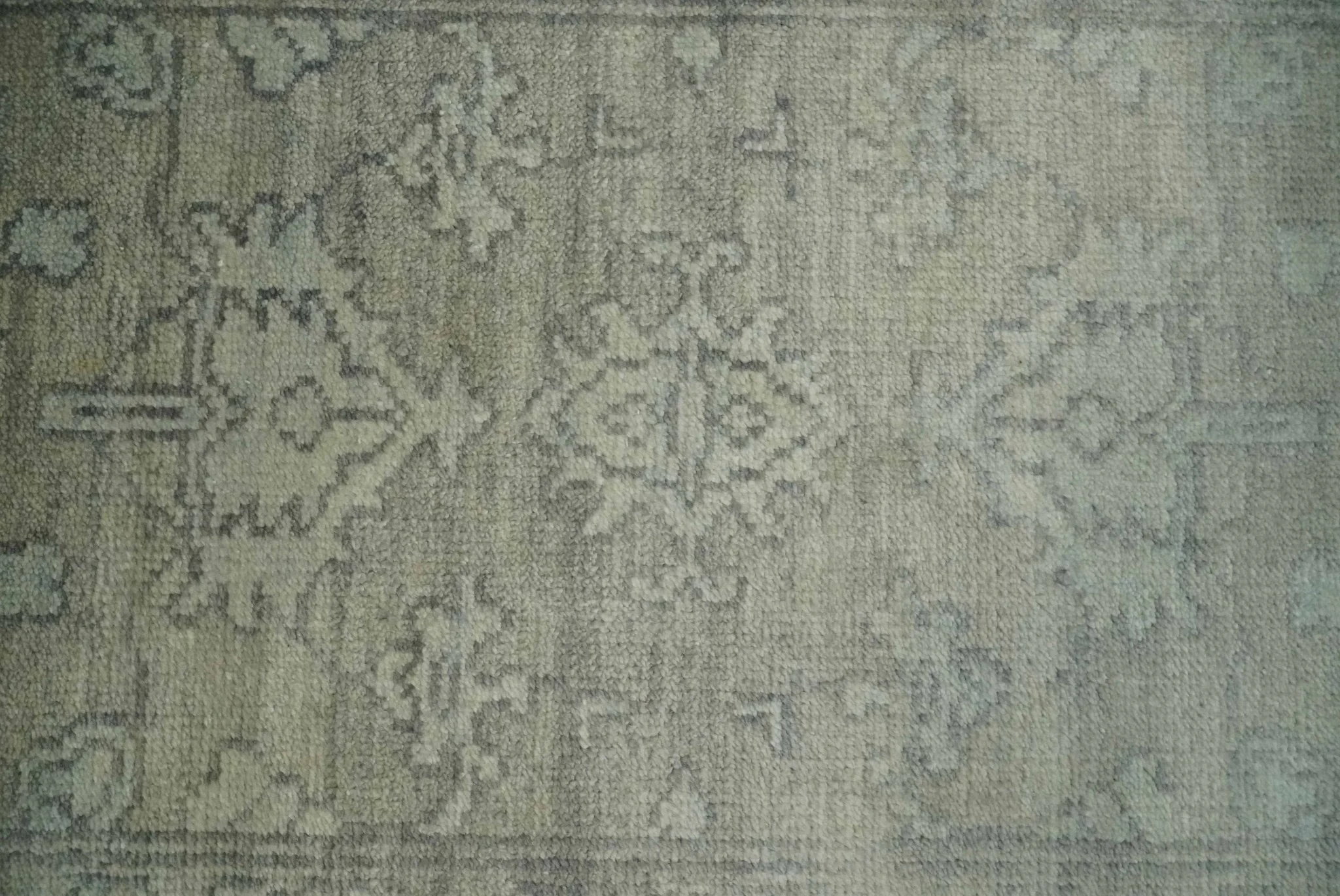 Persian Oushak 2x3 Hand Knotted Beige and Gray Traditional Wool Rug | N5423 - Image 2