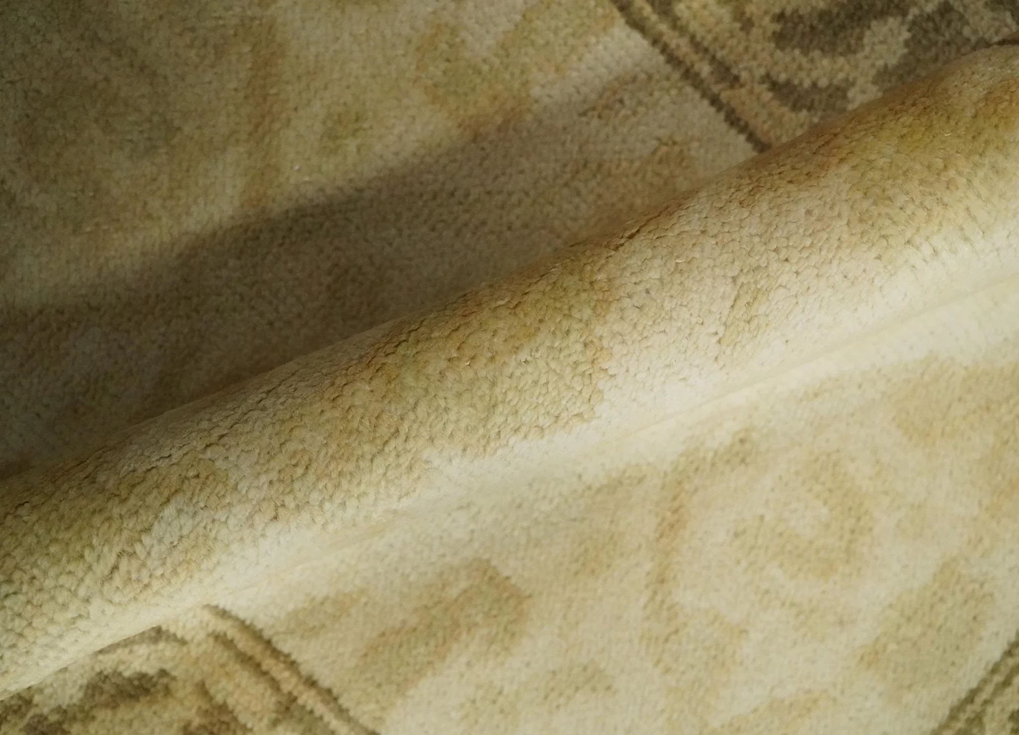 2x3 Hand Knotted Beige and Olive Traditional Persian Oushak Wool Rug | N323 - Image 6