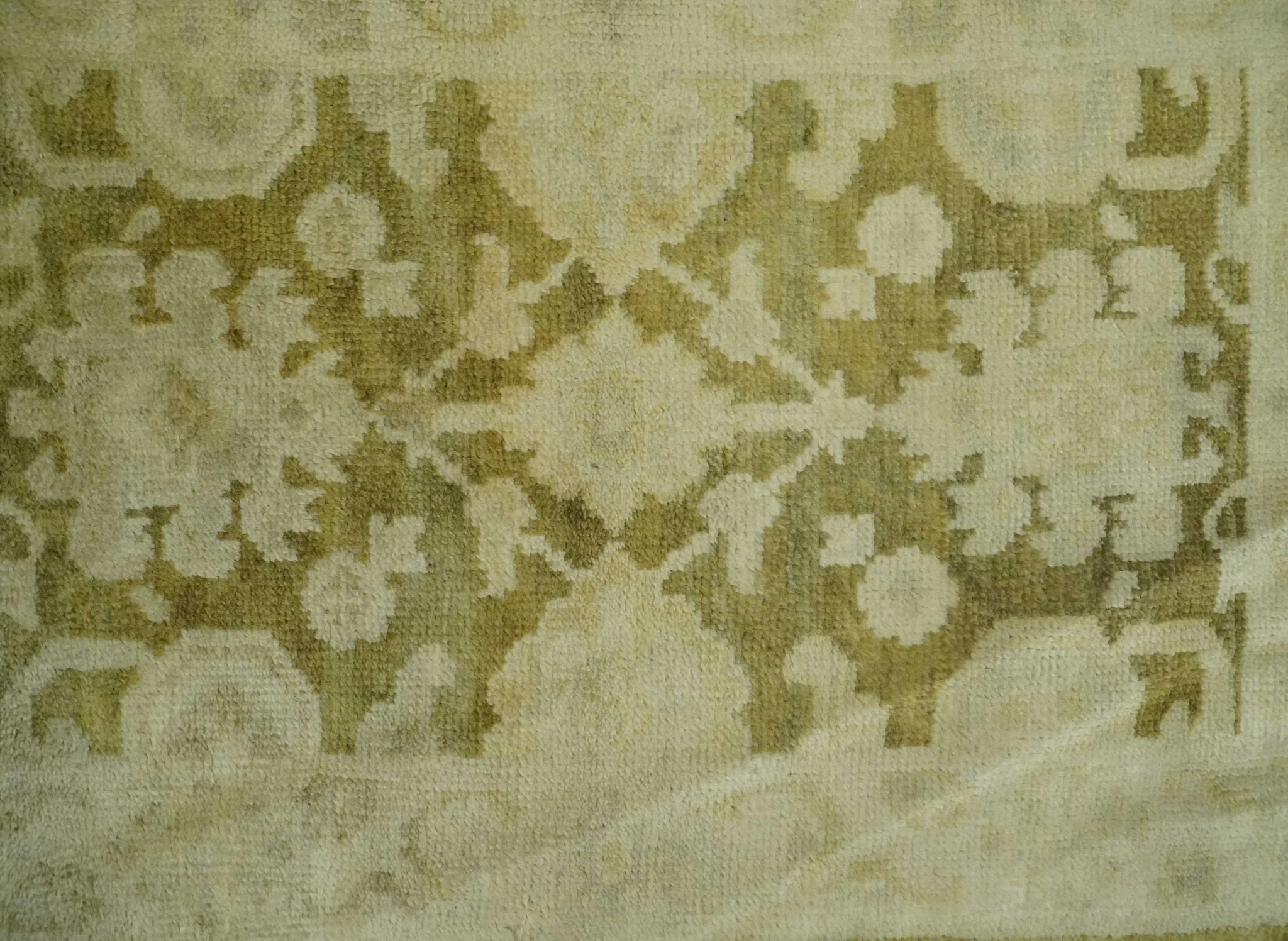 2x3 Hand Knotted Olive, Beige and Gray Traditional Persian Oushak Wool Rug | N3623 - Image 6