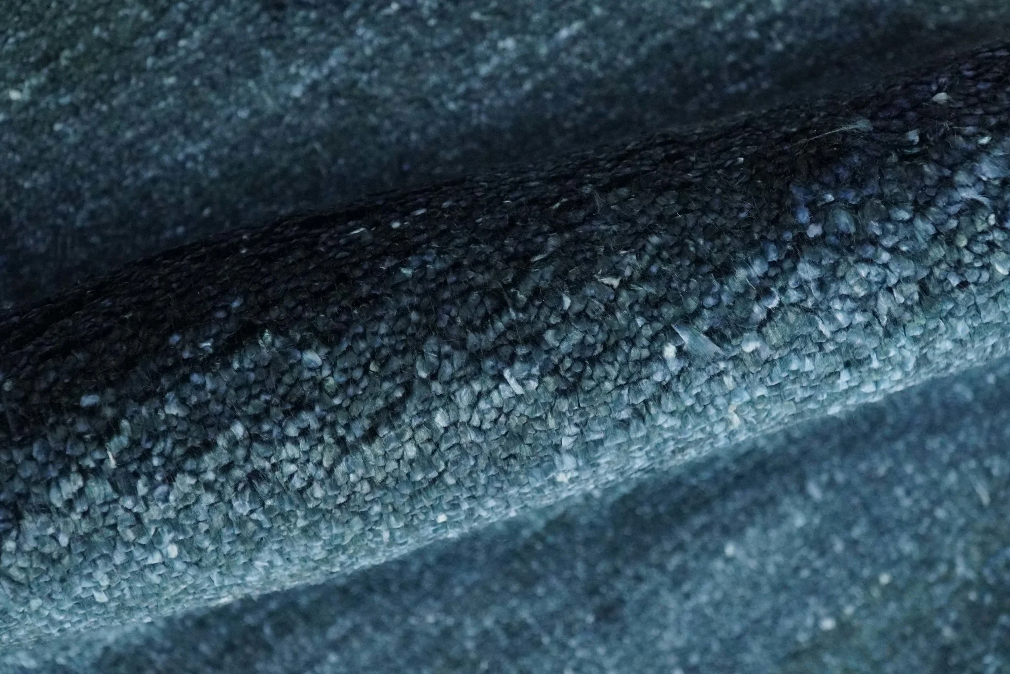 Dark Blue 2x3 Hand Knotted Solid Blue Rug made with Art Silk | N6623 - Image 5