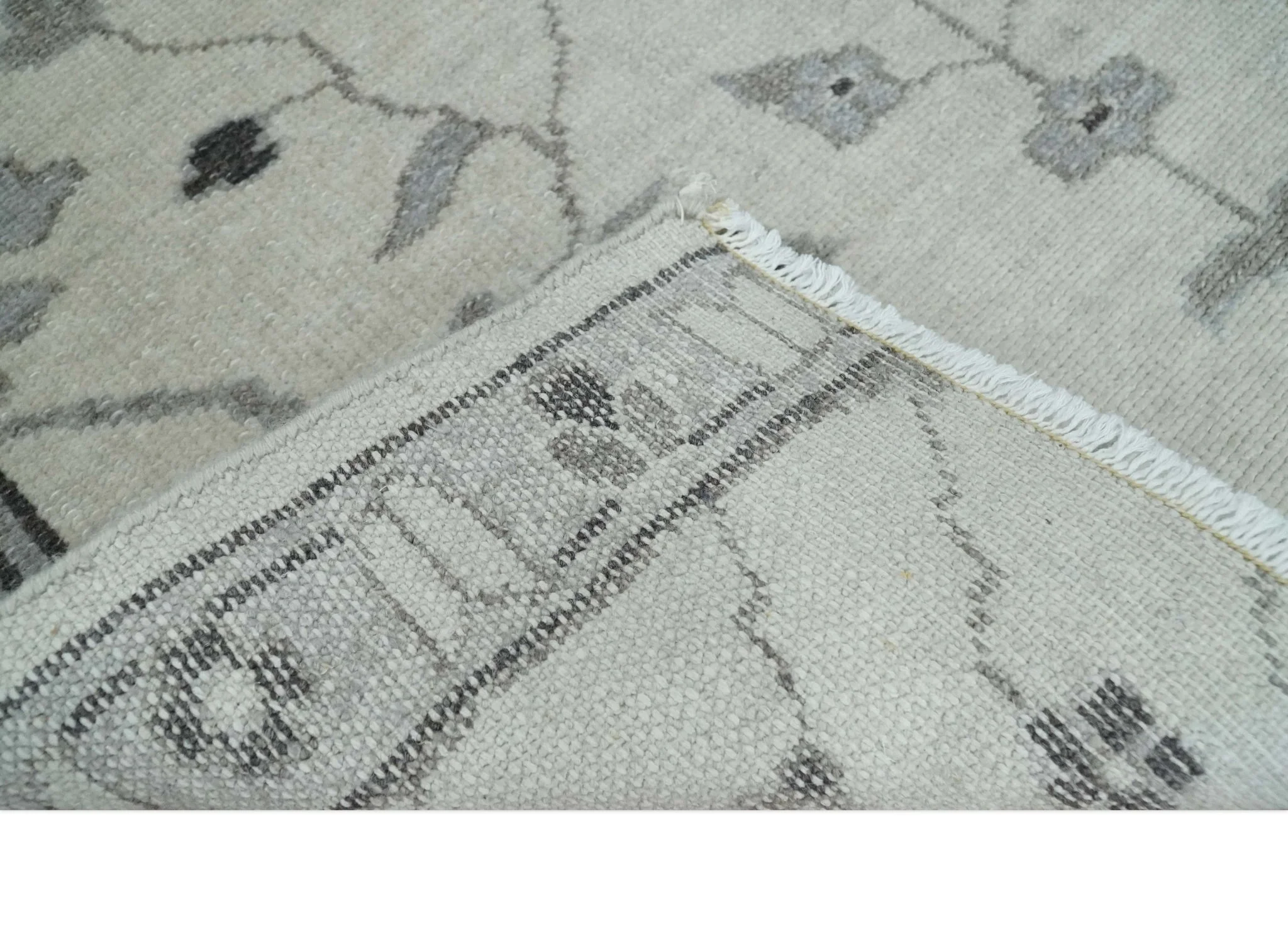 2x4 Hand Knotted Ivory and Silver Traditional Persian Oushak Wool Rug | N5224 - Image 5