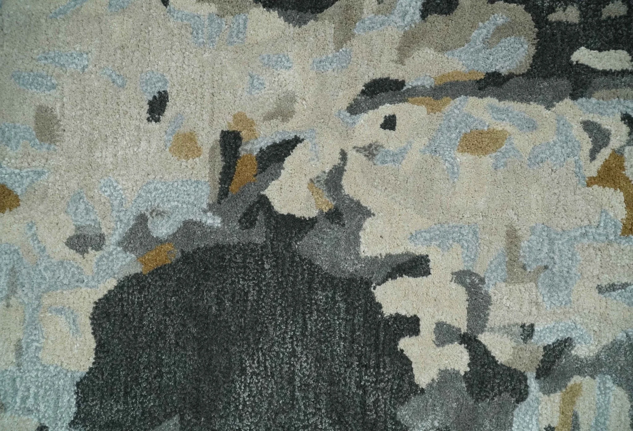 2x3 Handmade Abstract Design Silver, Ivory and Black made with fine wool Area Rug | TRDCP126523 - Image 2