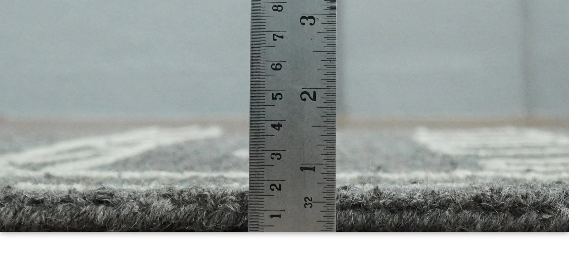 2x4 Gray and White Tribal Hand Hooked Textured Loop Area Rug | TRIB2 - Image 9