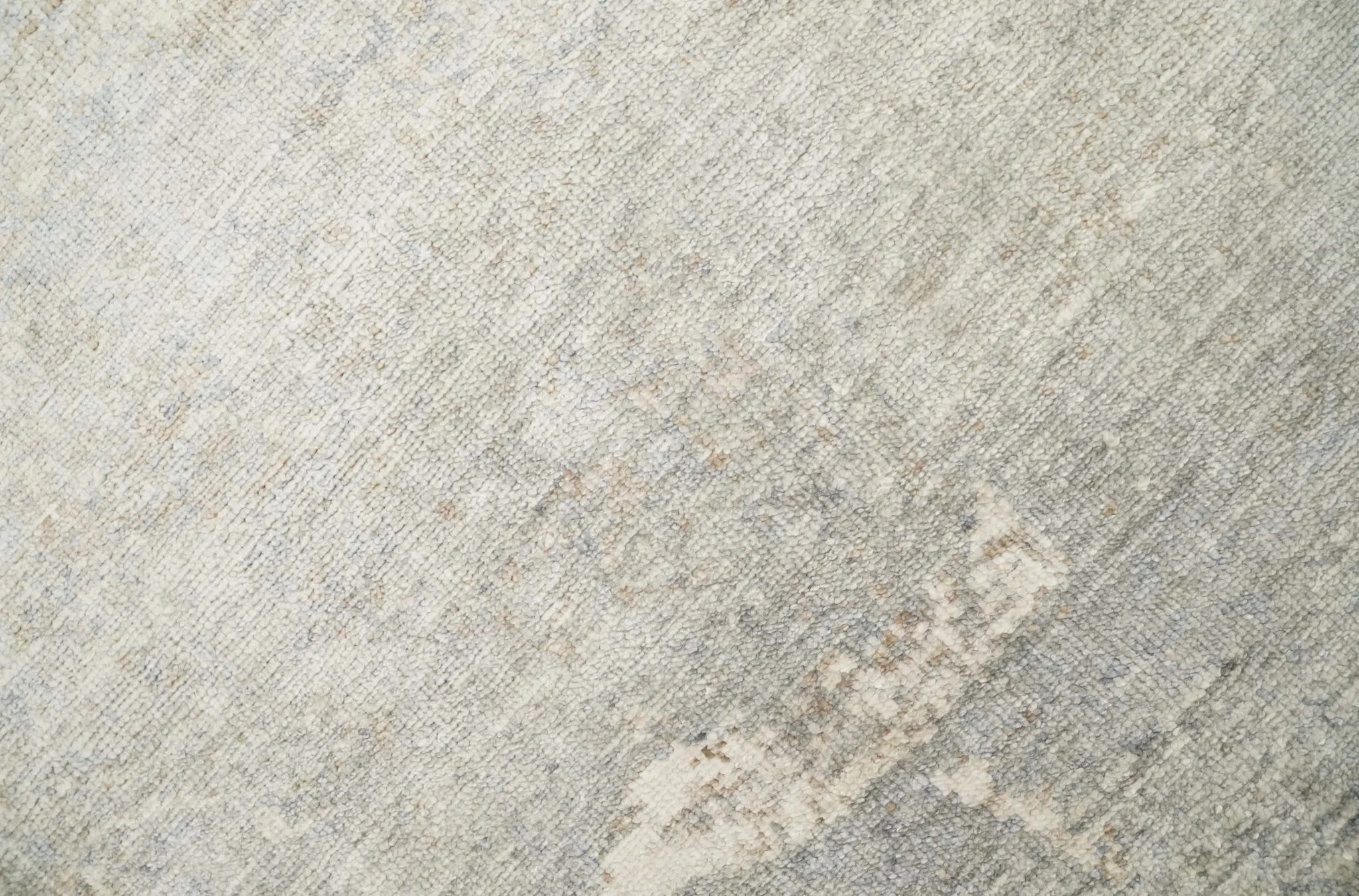 2x4 Hand Knotted Ivory and Beige Modern rug made with Art Silk| N8624 - Image 2