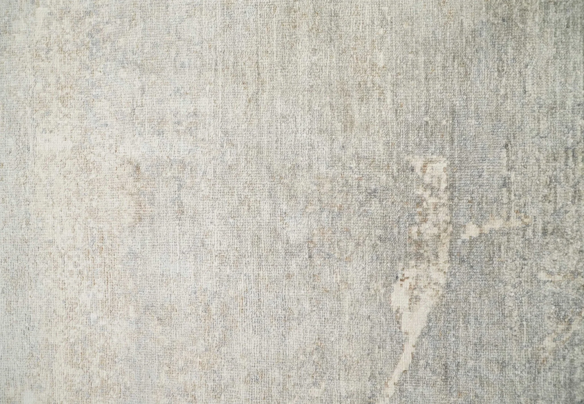 2x4 Hand Knotted Ivory and Beige Modern rug made with Art Silk| N8624 - Image 6