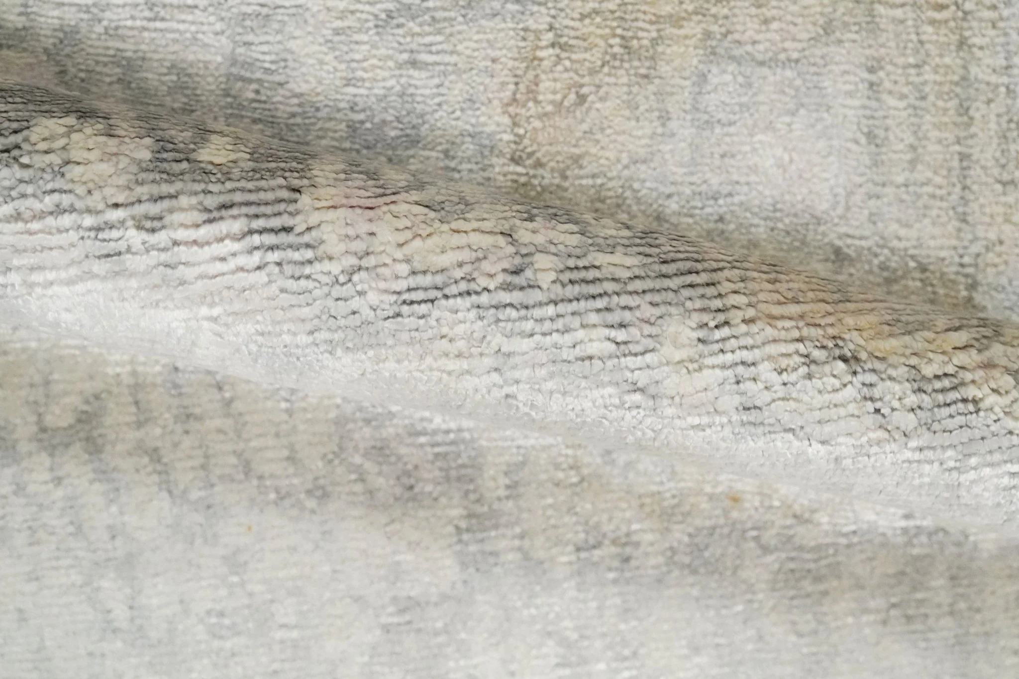 2x4 Entryway Modern Abstract Ivory and Gray Wool Rug Made with Art Silk - Image 4