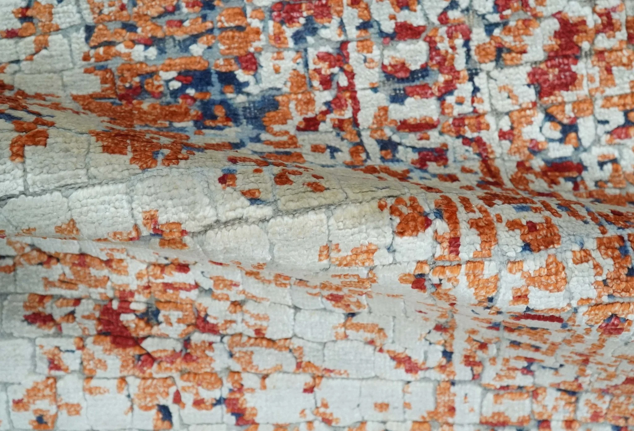 2x4 Modern Abstract Peach and Ivory Art Silk Rug| N8224 - Image 4