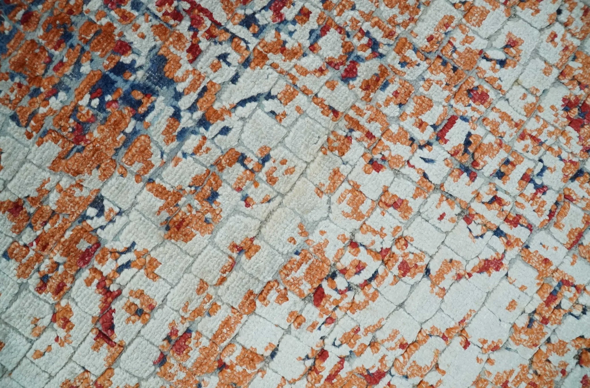 2x4 Modern Abstract Peach and Ivory Art Silk Rug| N8224 - Image 7