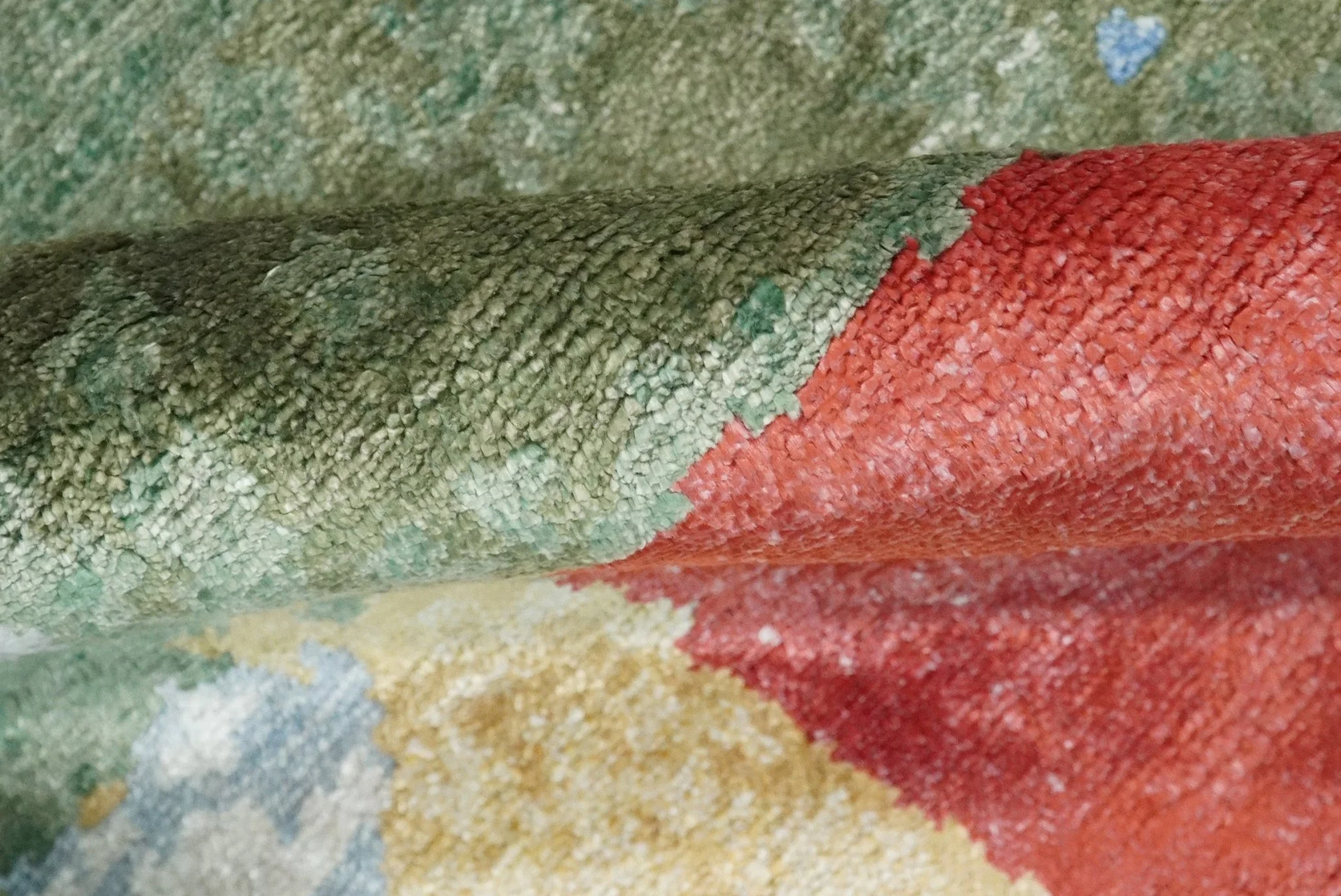 2x4 Modern Multicolor Wool and Silk Hand Knotted Rug| N624 - Image 4