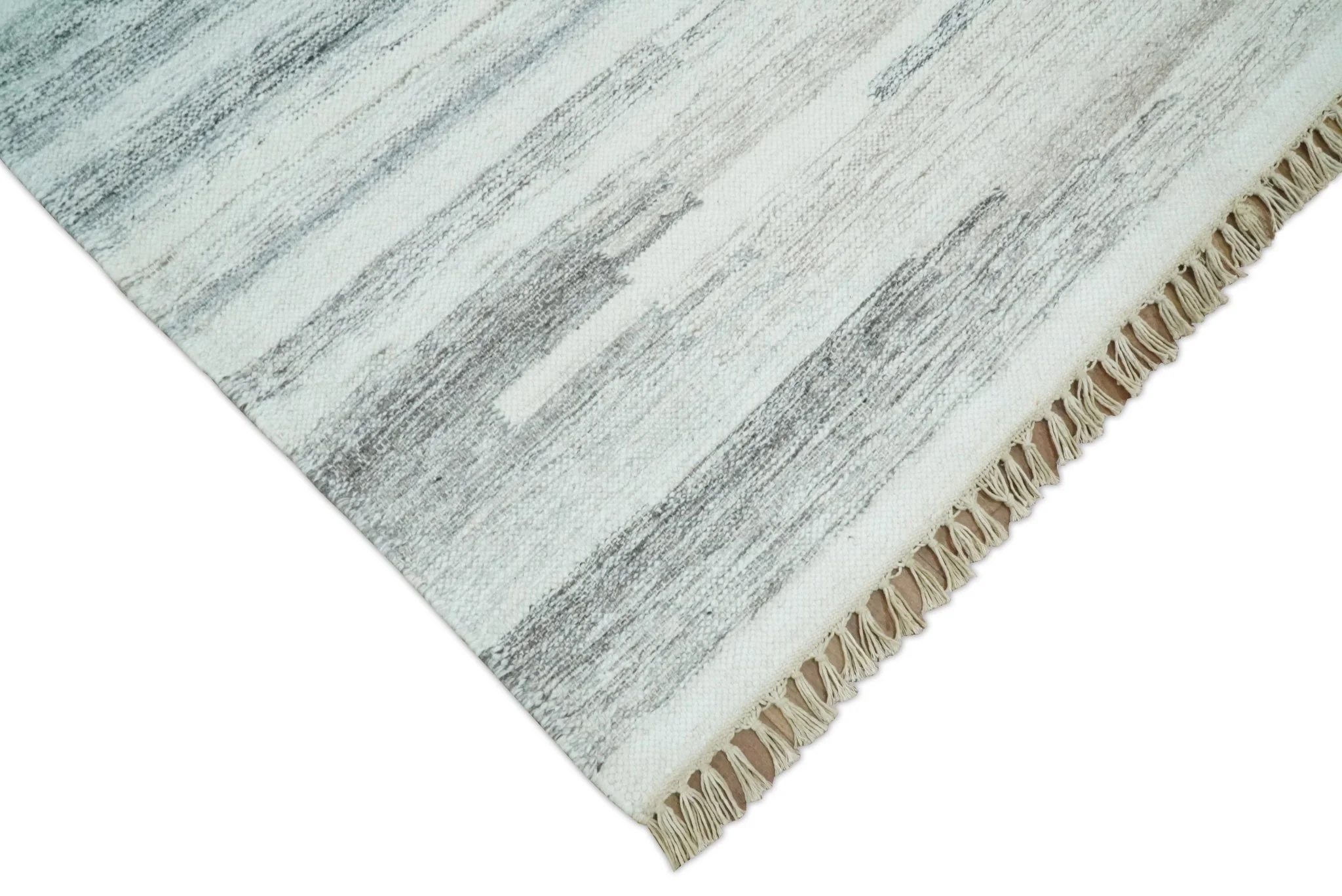 Ivory and Gray Kilim Rug made with fine wool and viscose | SE1 - Image 4