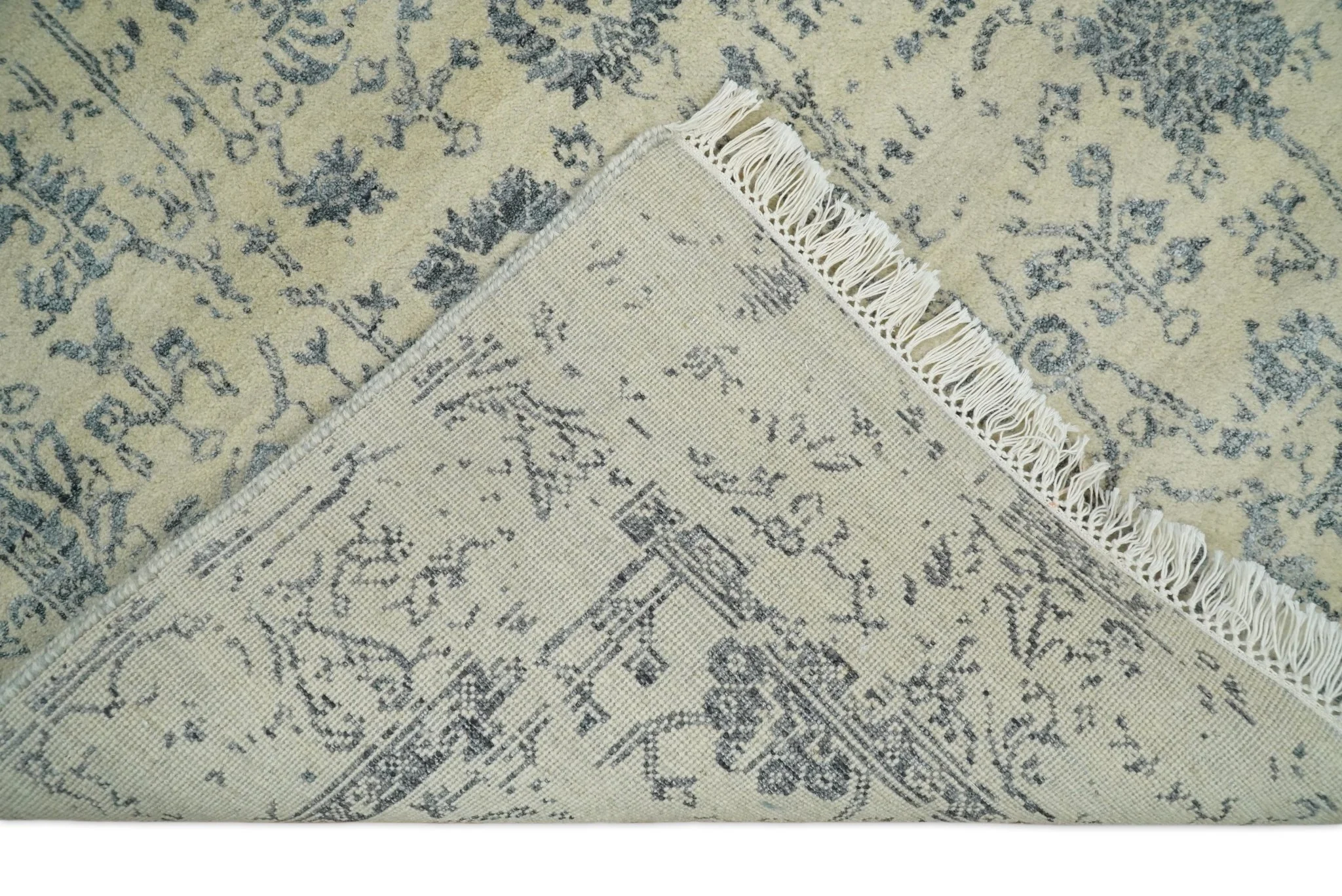 4x6 Fine Hand Knotted Beige and Gray Traditional Vintage Persian Style Antique Wool and Silk Rug | AGR14 - Image 7