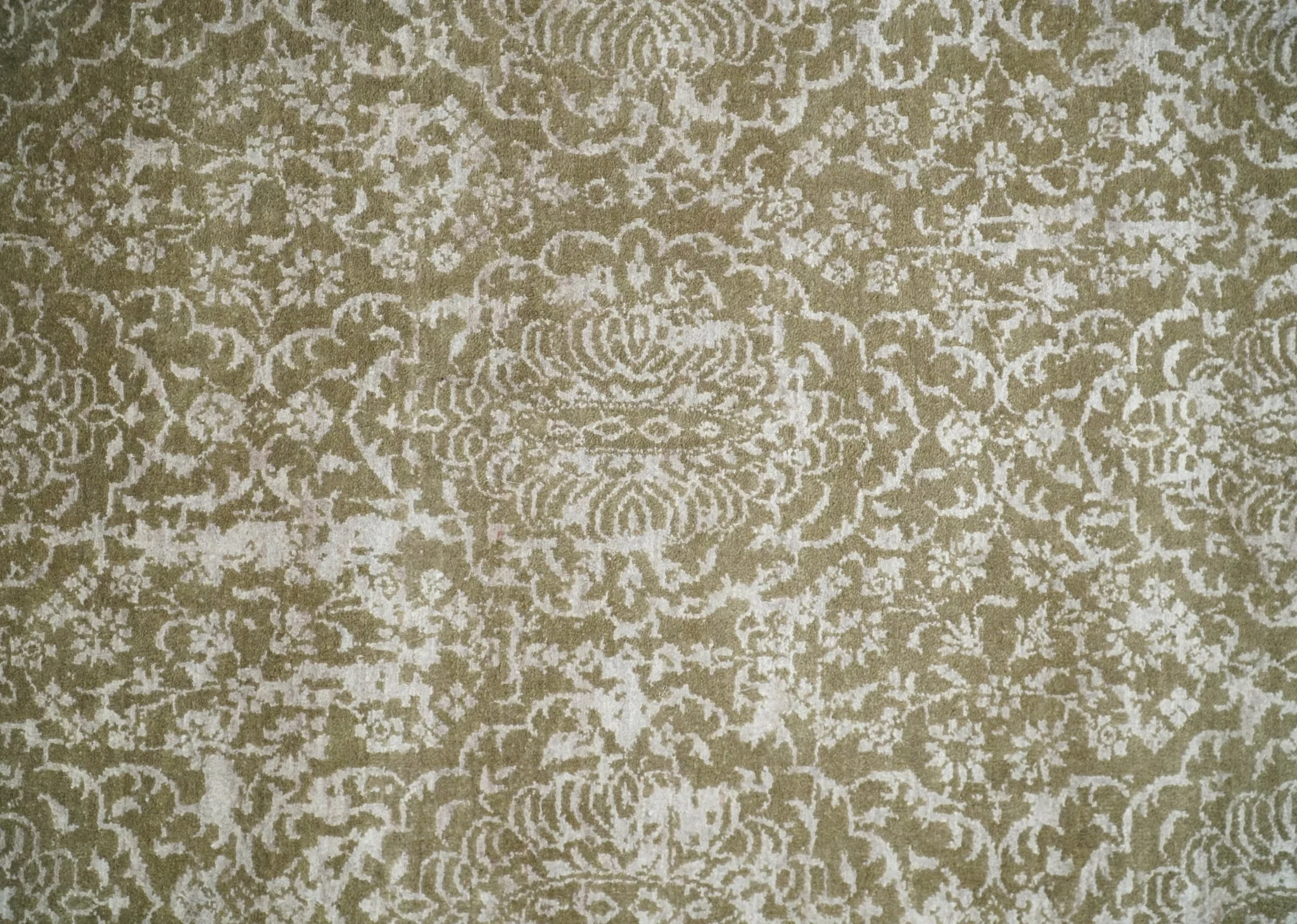 4x6 Fine Hand Knotted Olive and Silver Traditional Vintage Persian Style Antique Wool and SIlk Rug | AGR16 - Image 5