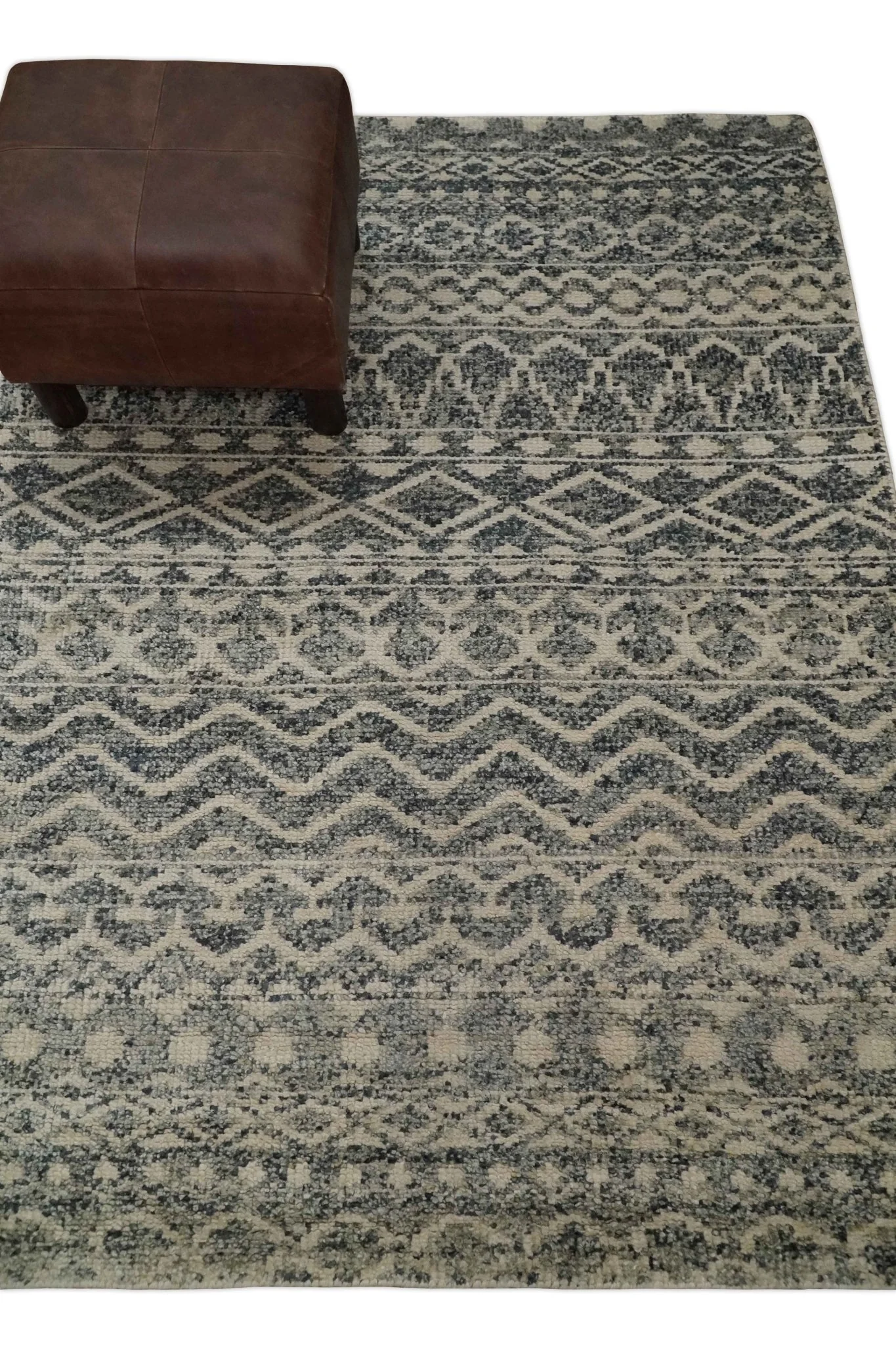 4x6 Hand Knotted Ivory, Black and Gray Modern Contemporary Southwestern Tribal Trellis Recycled Silk Area Rug | OP56 - Image 4