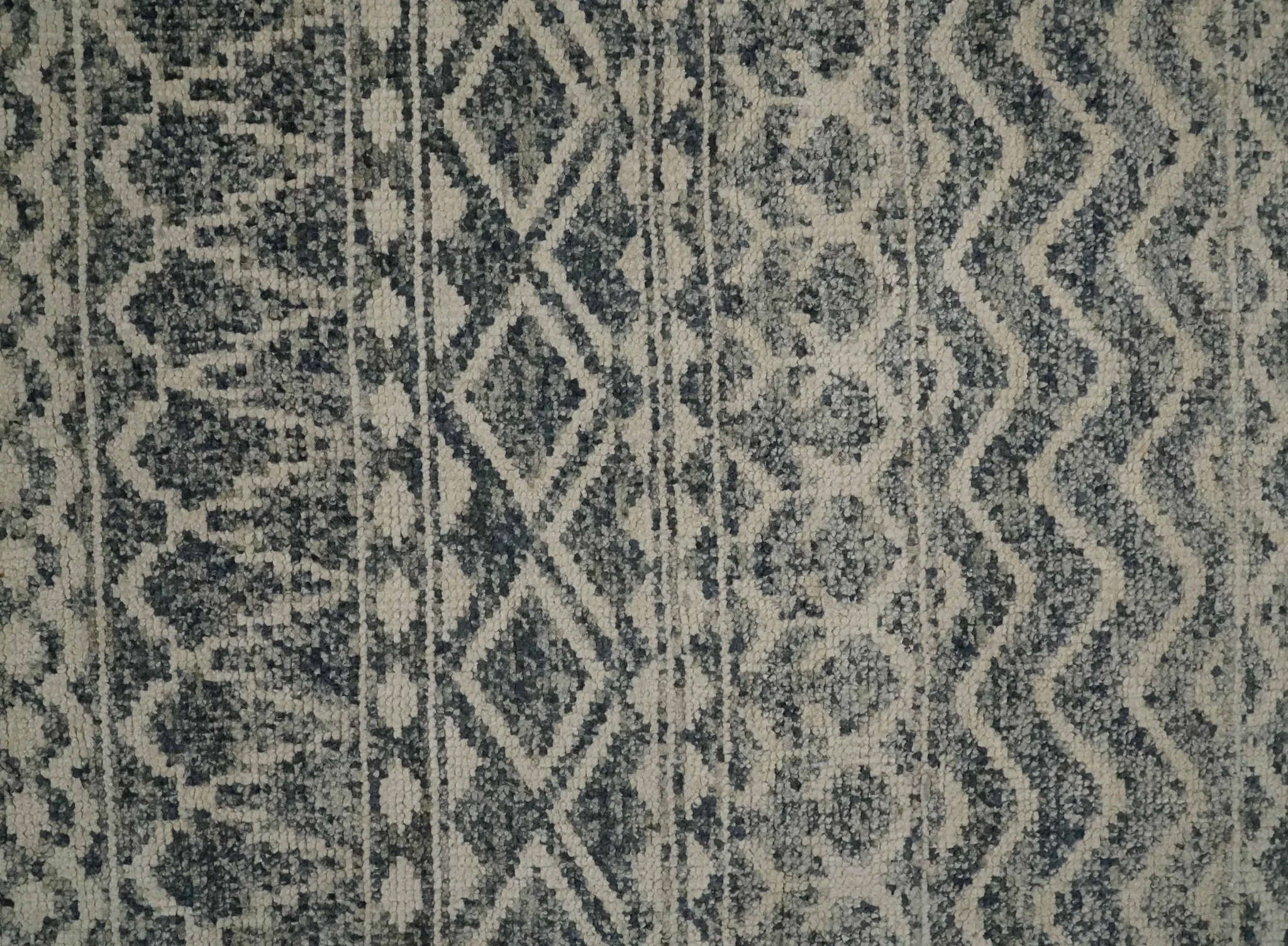 4x6 Hand Knotted Ivory, Black and Gray Modern Contemporary Southwestern Tribal Trellis Recycled Silk Area Rug | OP56 - Image 8