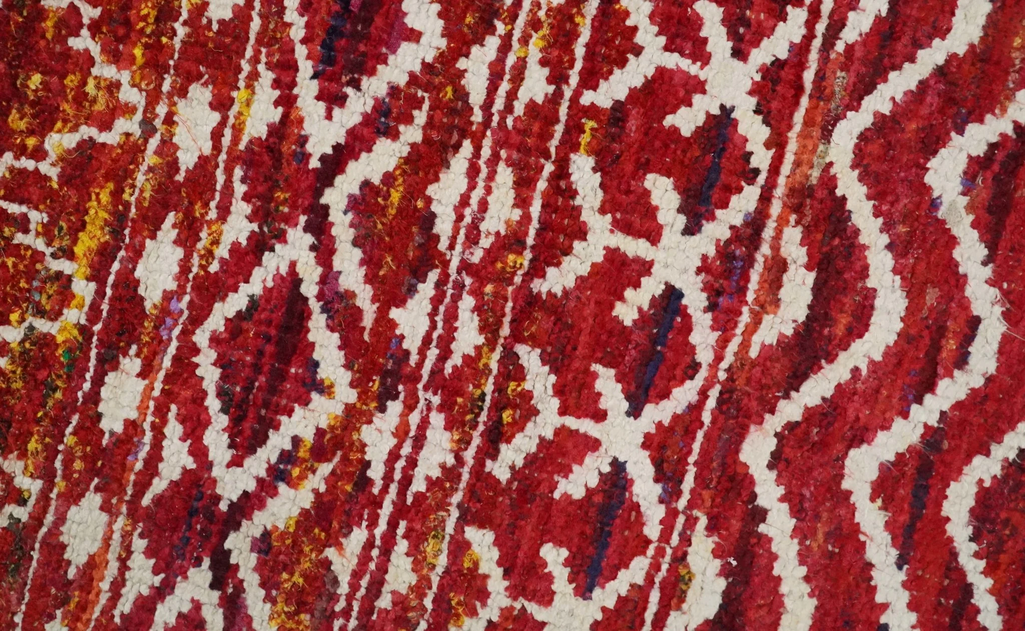 4x6 Hand Knotted Rust and Ivory Modern Contemporary Southwestern Tribal Trellis Recycled Silk Area Rug | OP60 - Image 2