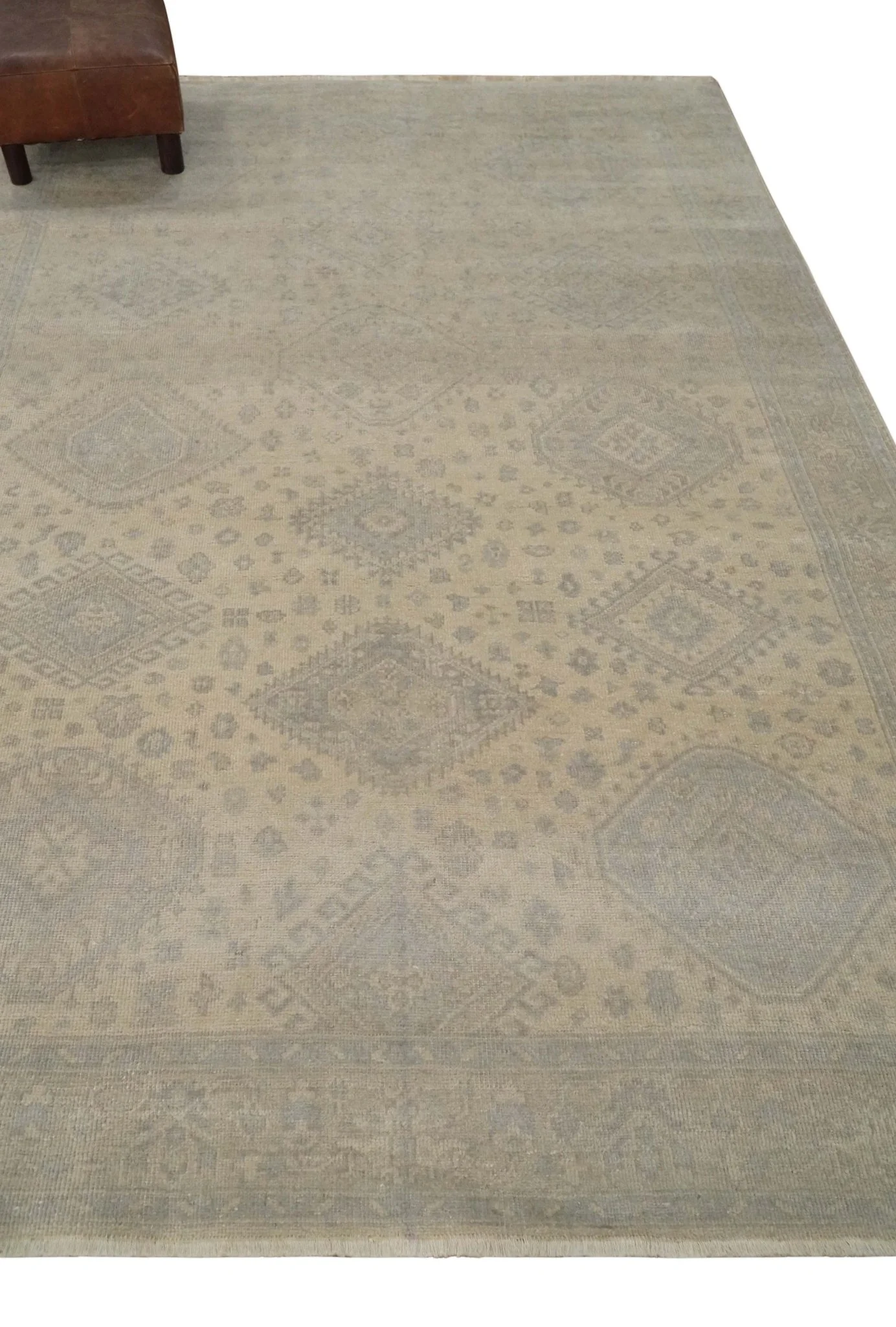 Low Pile 6x9 Hand Knotted Beige and Gray Traditional Wool Area Rug - Image 3