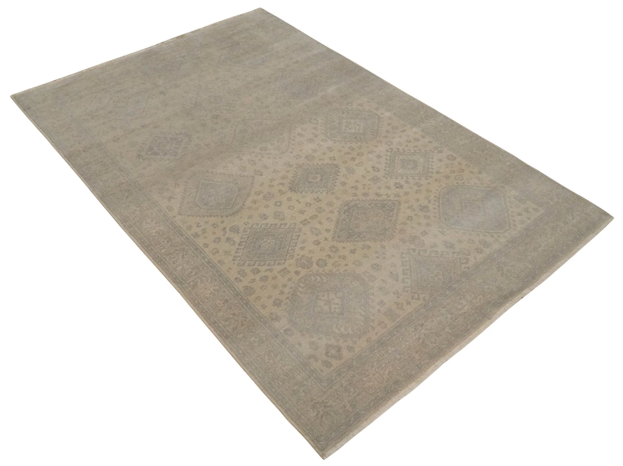 Low Pile 6x9 Hand Knotted Beige and Gray Traditional Wool Area Rug - Image 9