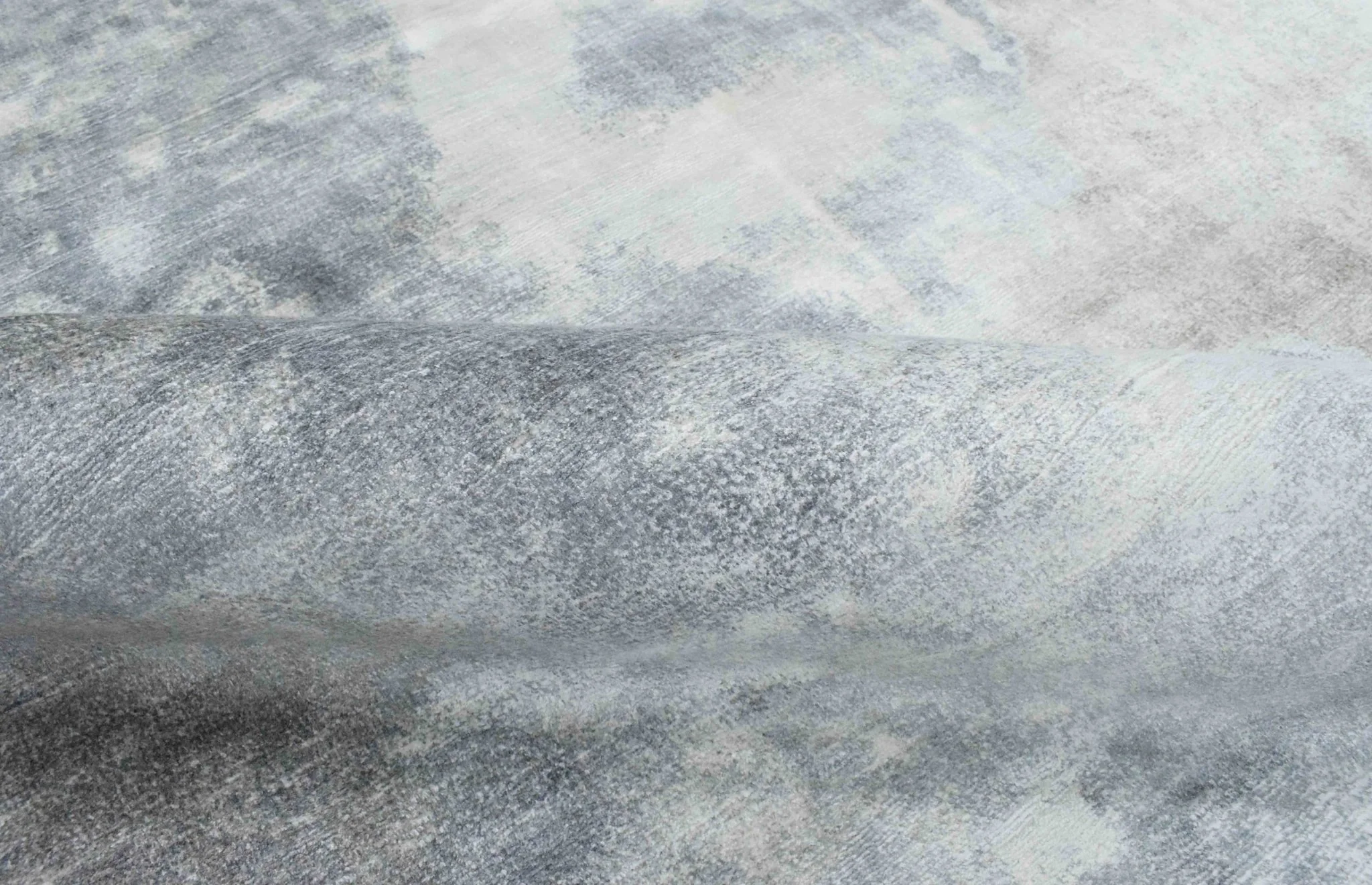 5.7x8 Rug, Abstract Red and Gray Rug made with Viscose Art Silk - Image 8