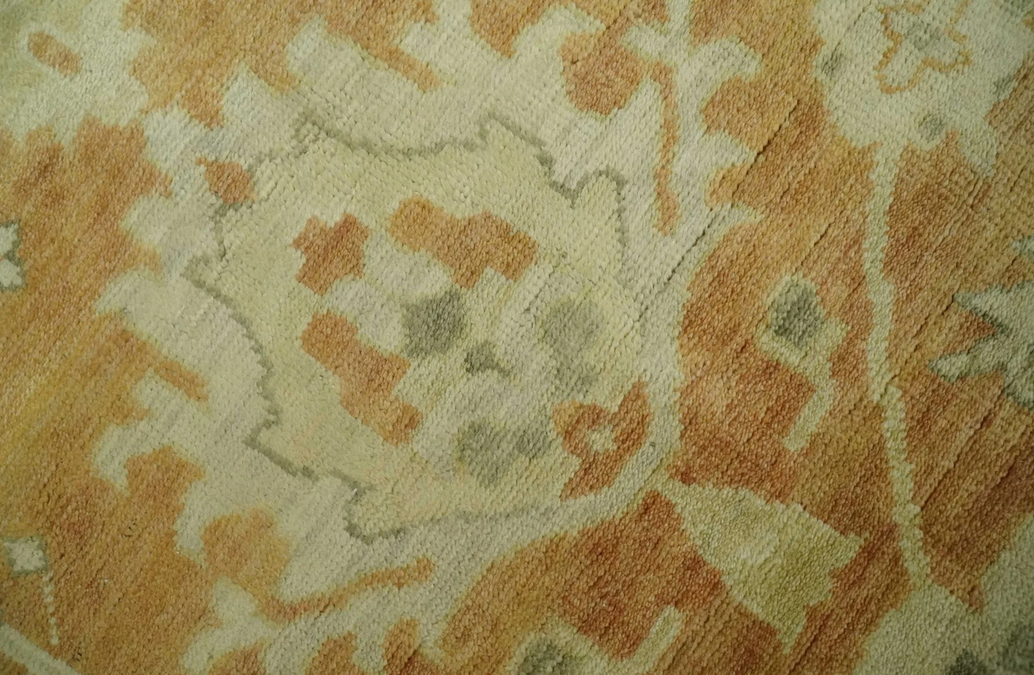 5.8x8.4 Hand Knotted Rust and Beige Traditional Oushak Wool Area Rug - Image 4