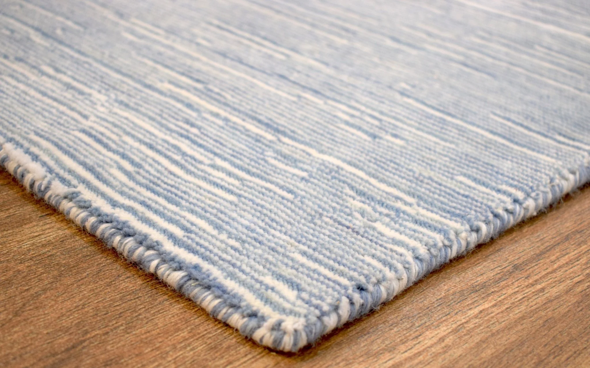 Hand Woven Blue, Ivory wool and Art Silk contemporary Area Rug - Image 6