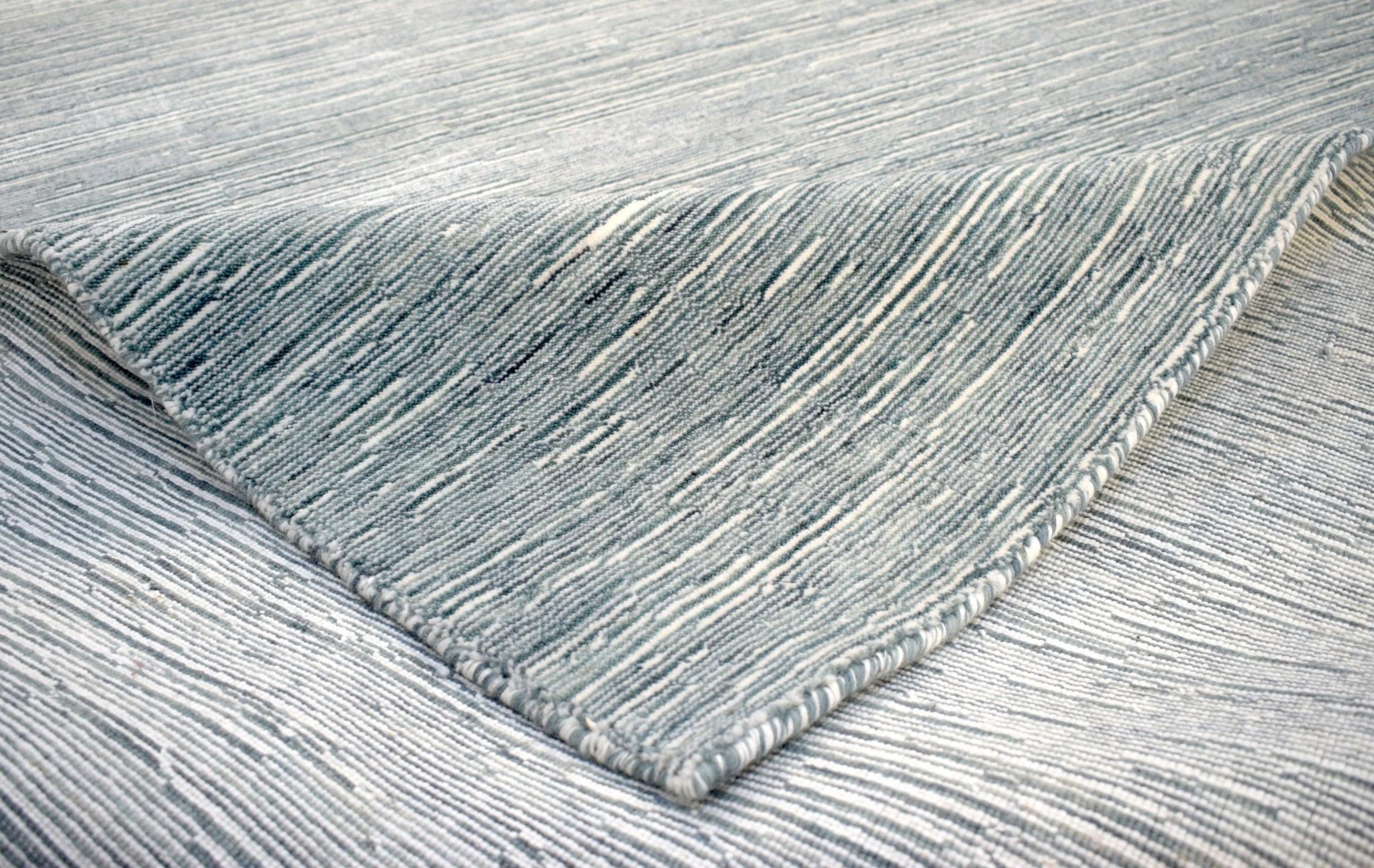 5x8 Solid blue and Silver Area Rug | Handmade with Wool & Viscose | TRD1006858 - Image 8