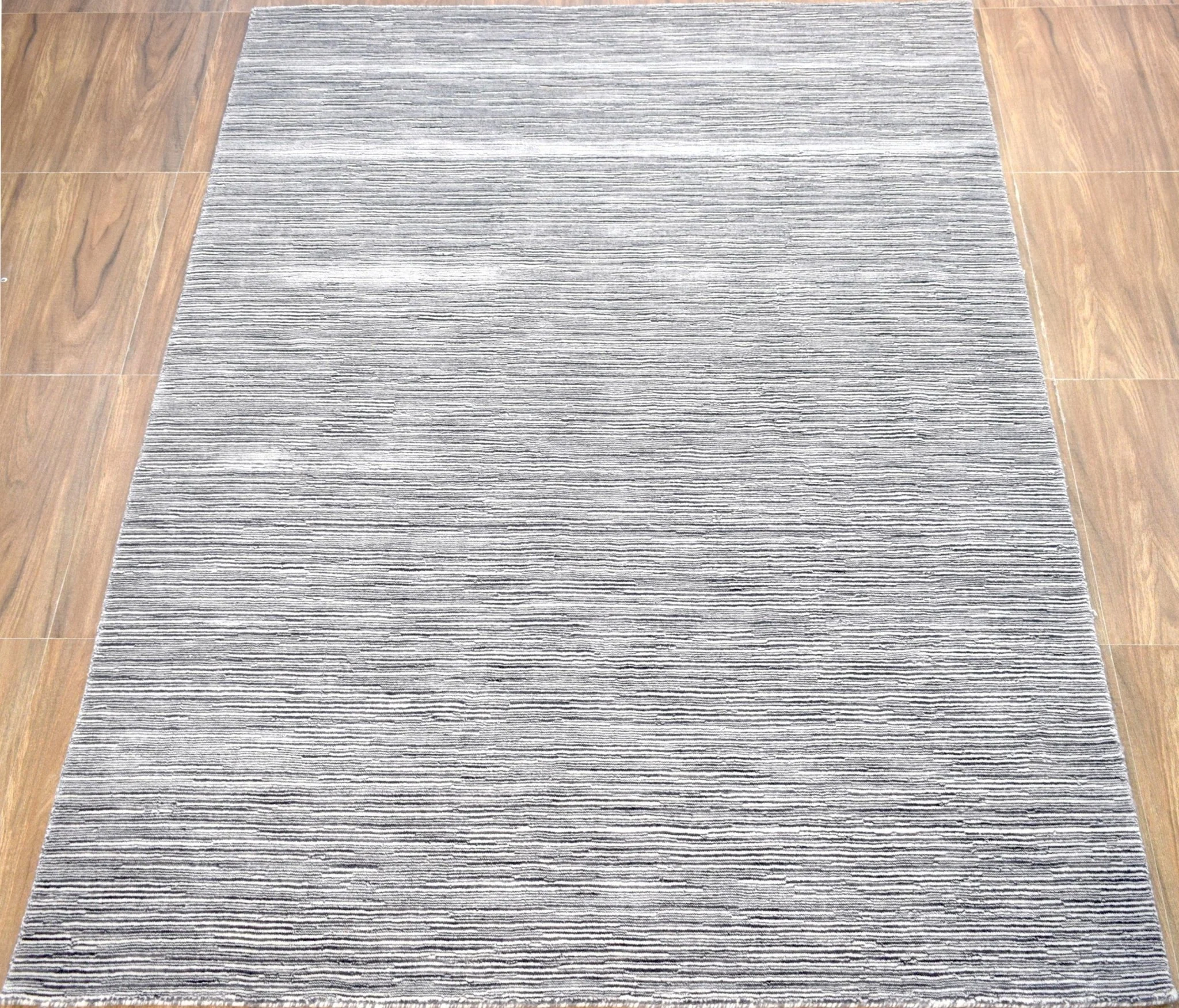5x8 Modern Gray and Silver Area Rug | Handmade with Wool & Viscose | TRD1007058 - Image 5