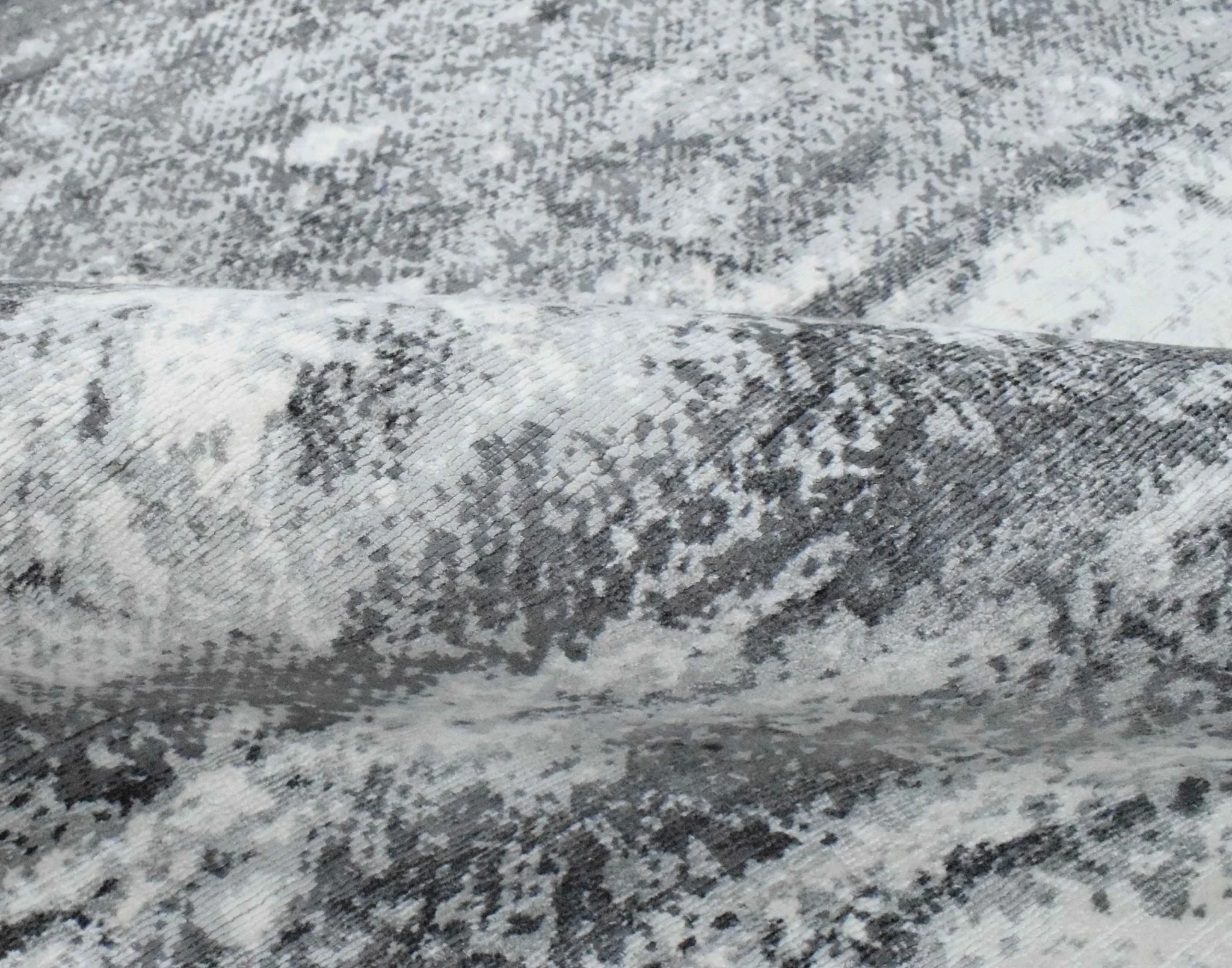 5x7.6 Rug, Abstract Ivory and Gray Rug made with Viscose Art Silk - Image 8