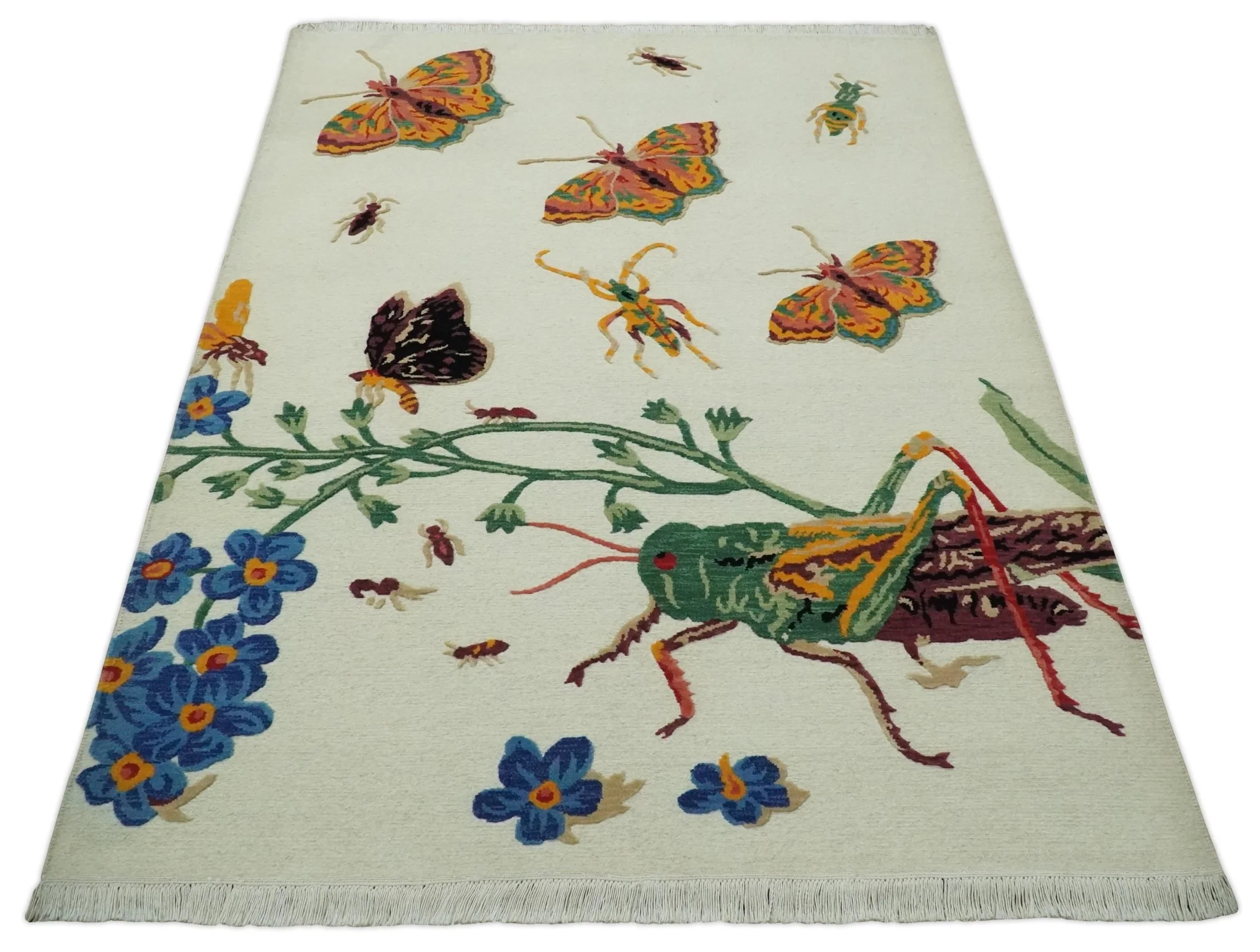 5x7 Ivory Butterfly , Insects and Flower Flatwoven Soumak Wool Hand Made Rug | KNT48 - Image 9