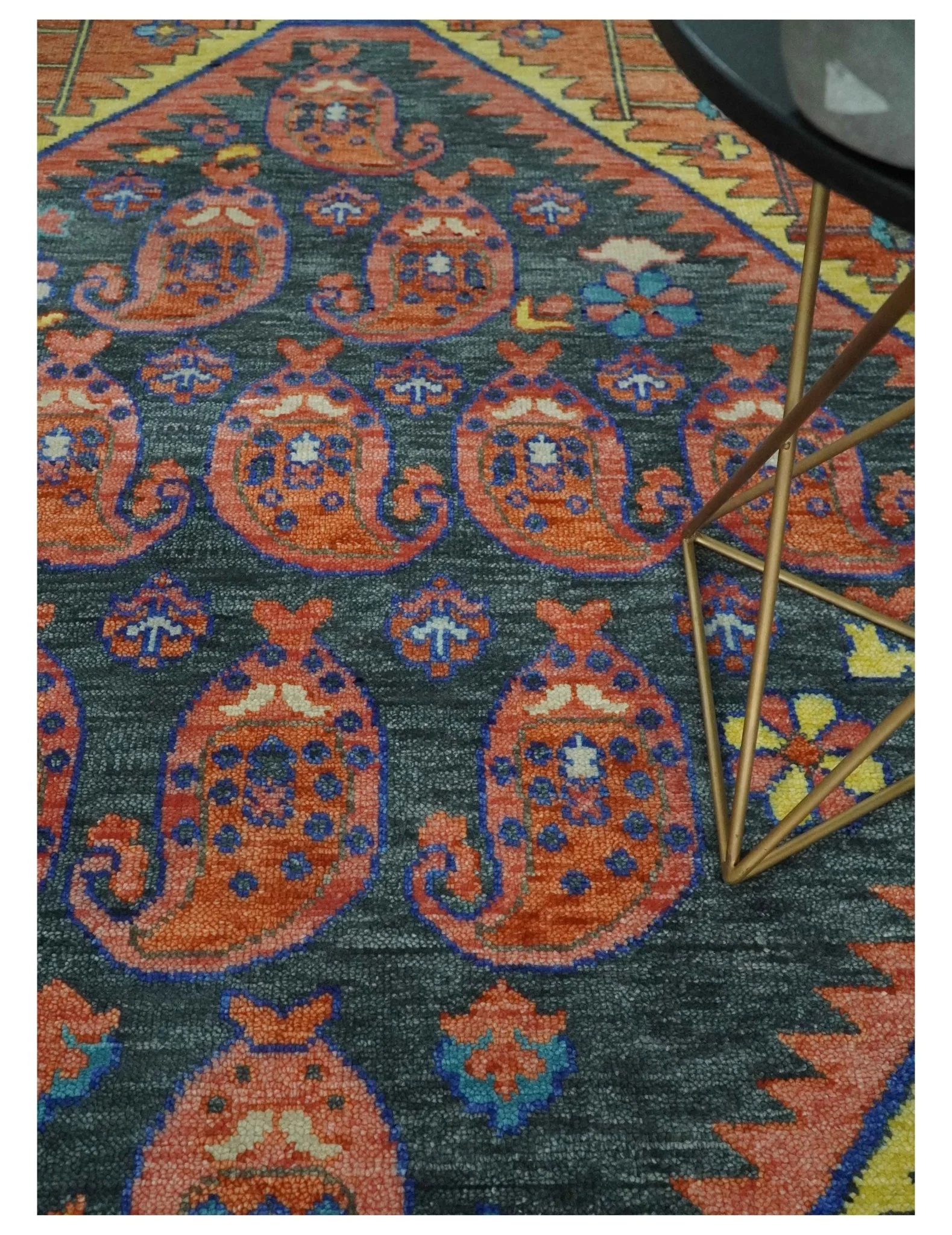 Charcoal, Rust and Beige Traditional Design Heriz Multi Size wool Area Rug - Image 3