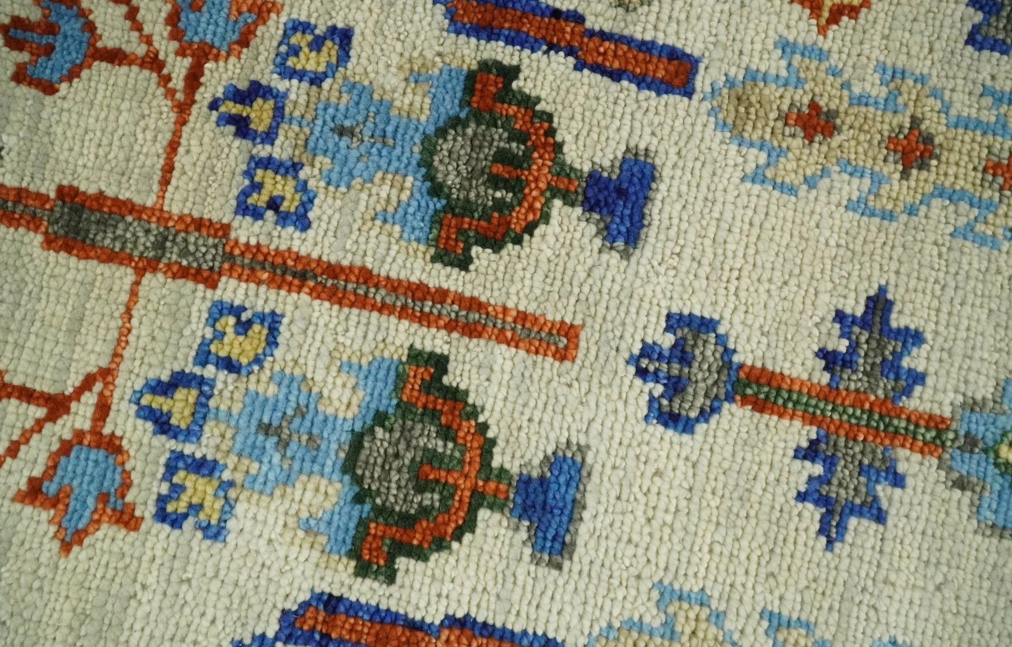 Hand Knotted Ivory and Charcoal Traditional Vintage Style Custom Made Wool Area Rug - Image 4