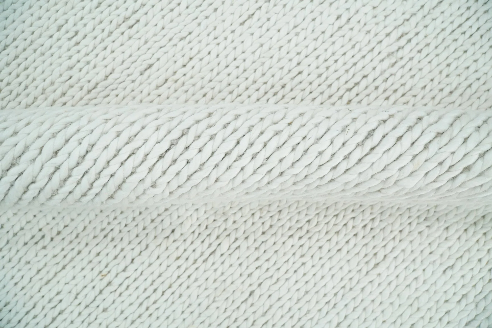 5x8 and 8x10 Braided Wool Solid White Felted Chunky Hand Woven Soft Plush Area Rug | DOV6 - Image 8