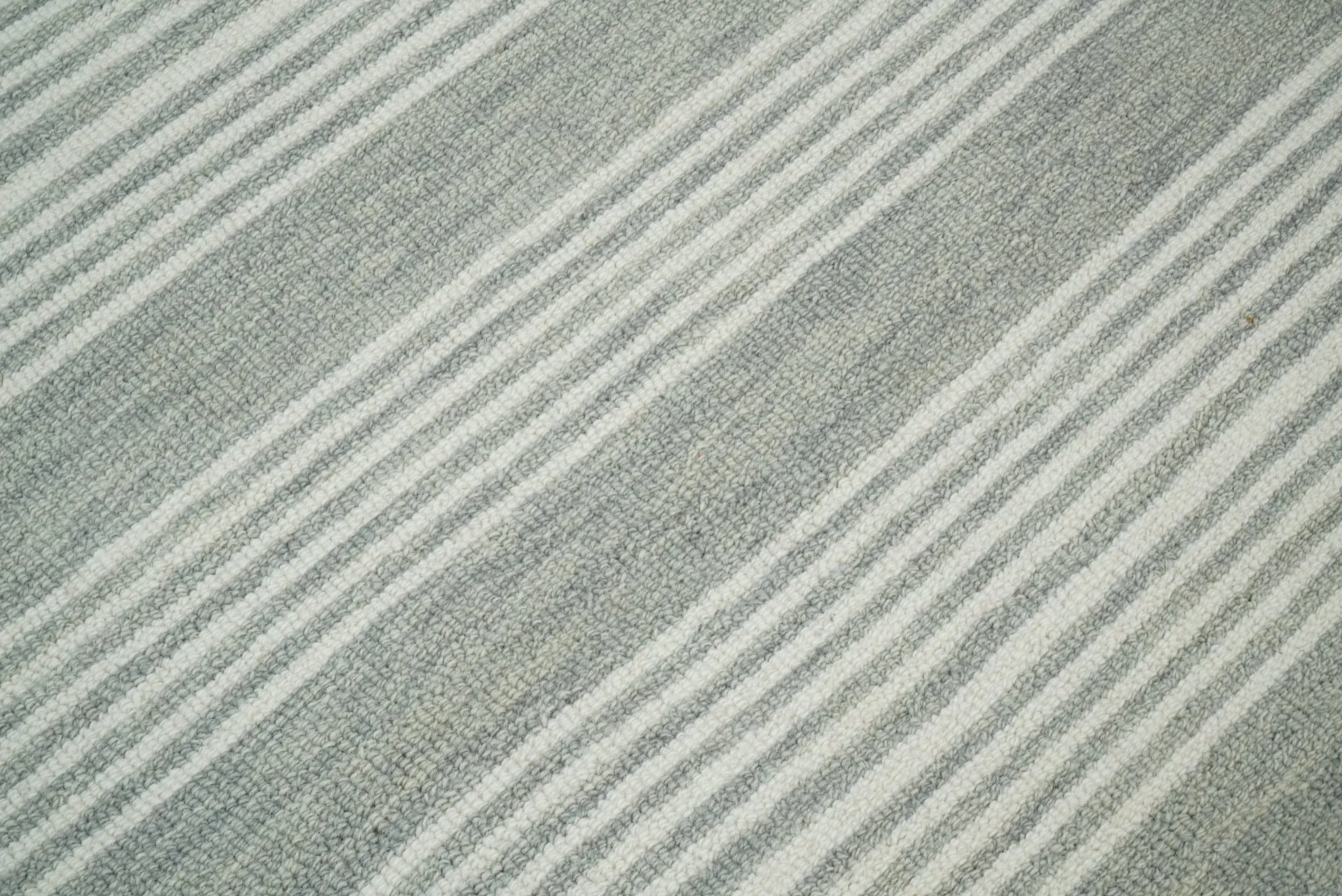 5x8 and 8x10 Hand Made Woolen Modern Grey and Ivory Area Rug | NAU001 - Image 3