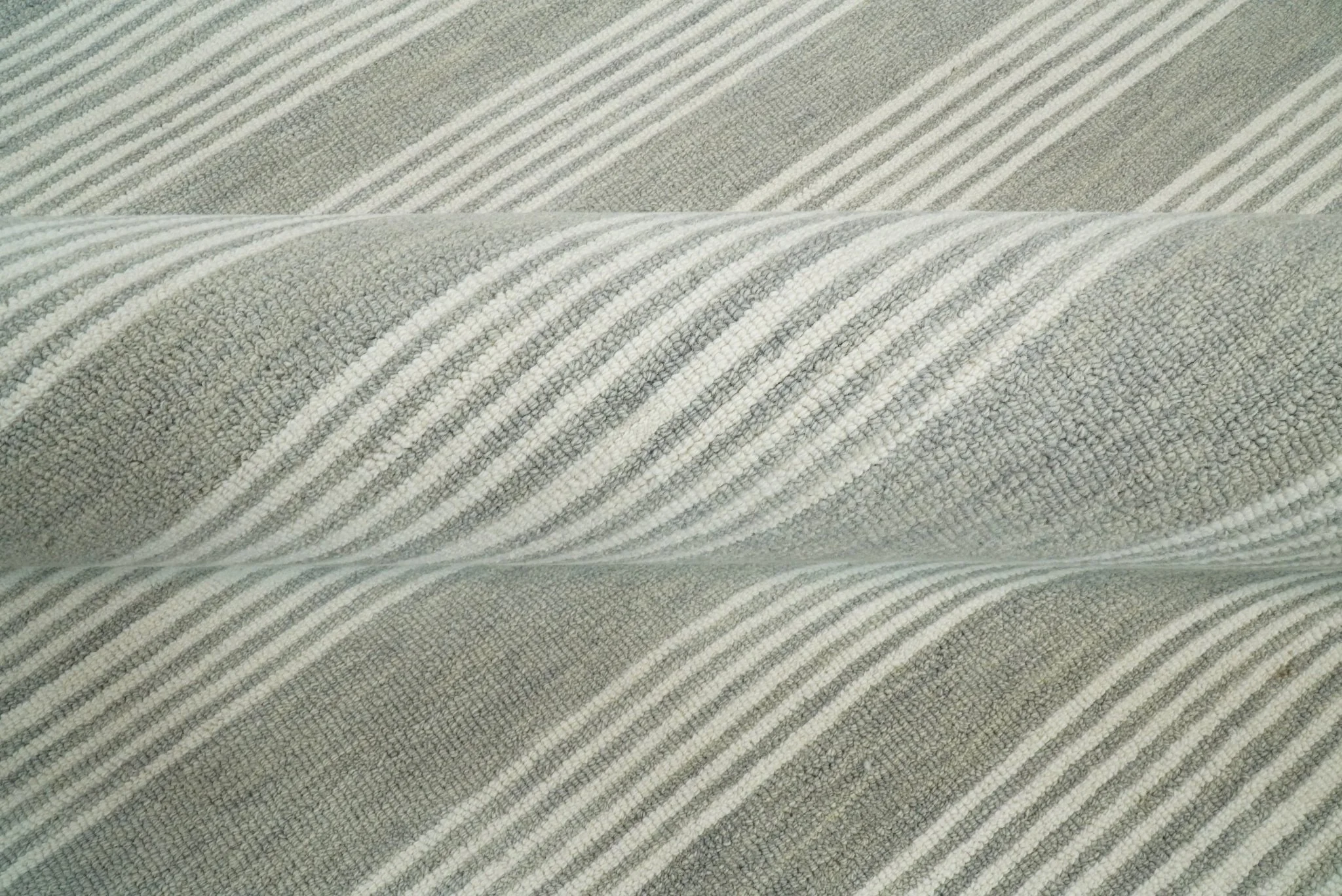 5x8 and 8x10 Hand Made Woolen Modern Grey and Ivory Area Rug | NAU001 - Image 6