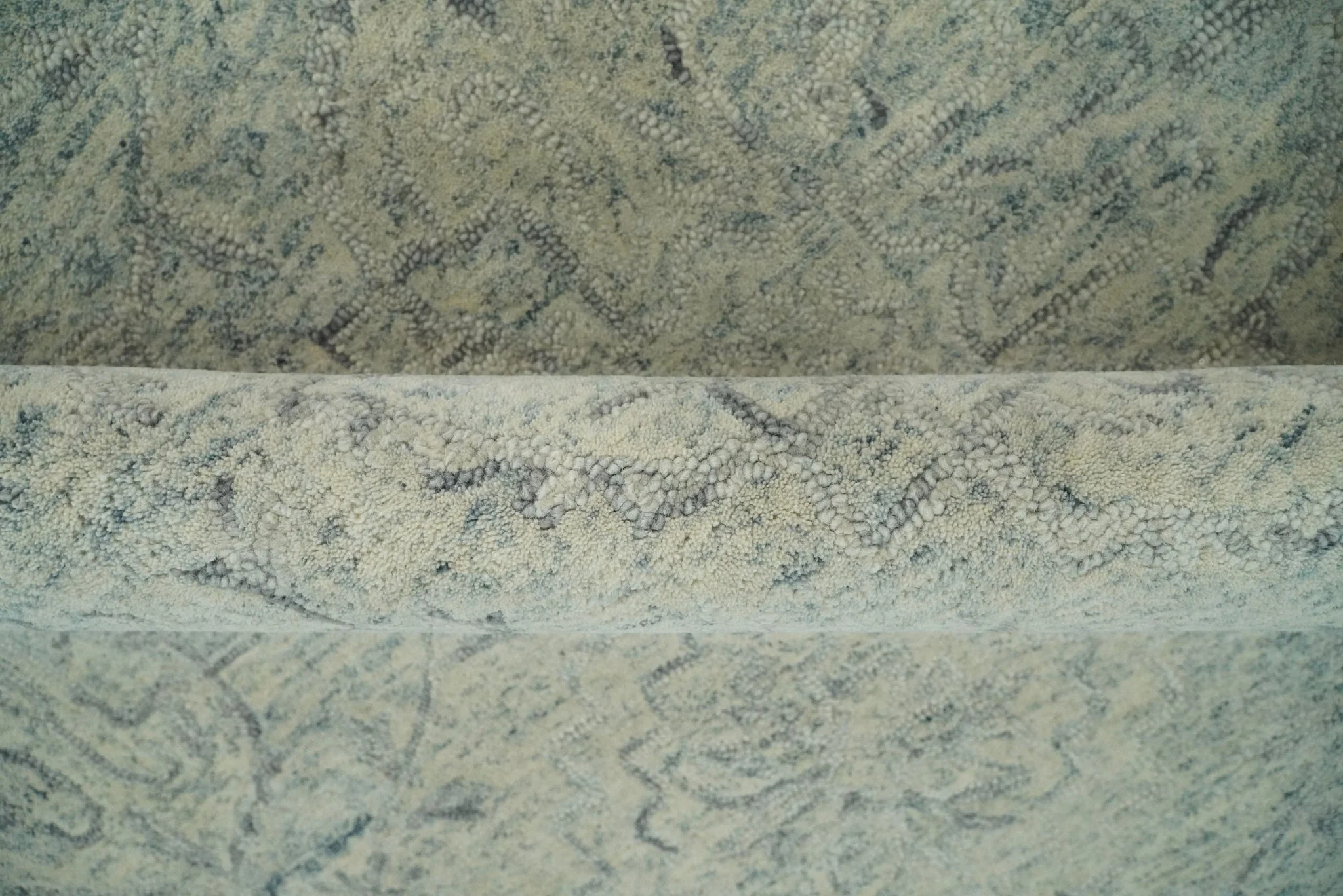 5x8 and 8x11 Handmade Area rug made with finel Wool Area Rug | TRD6380C - Image 9