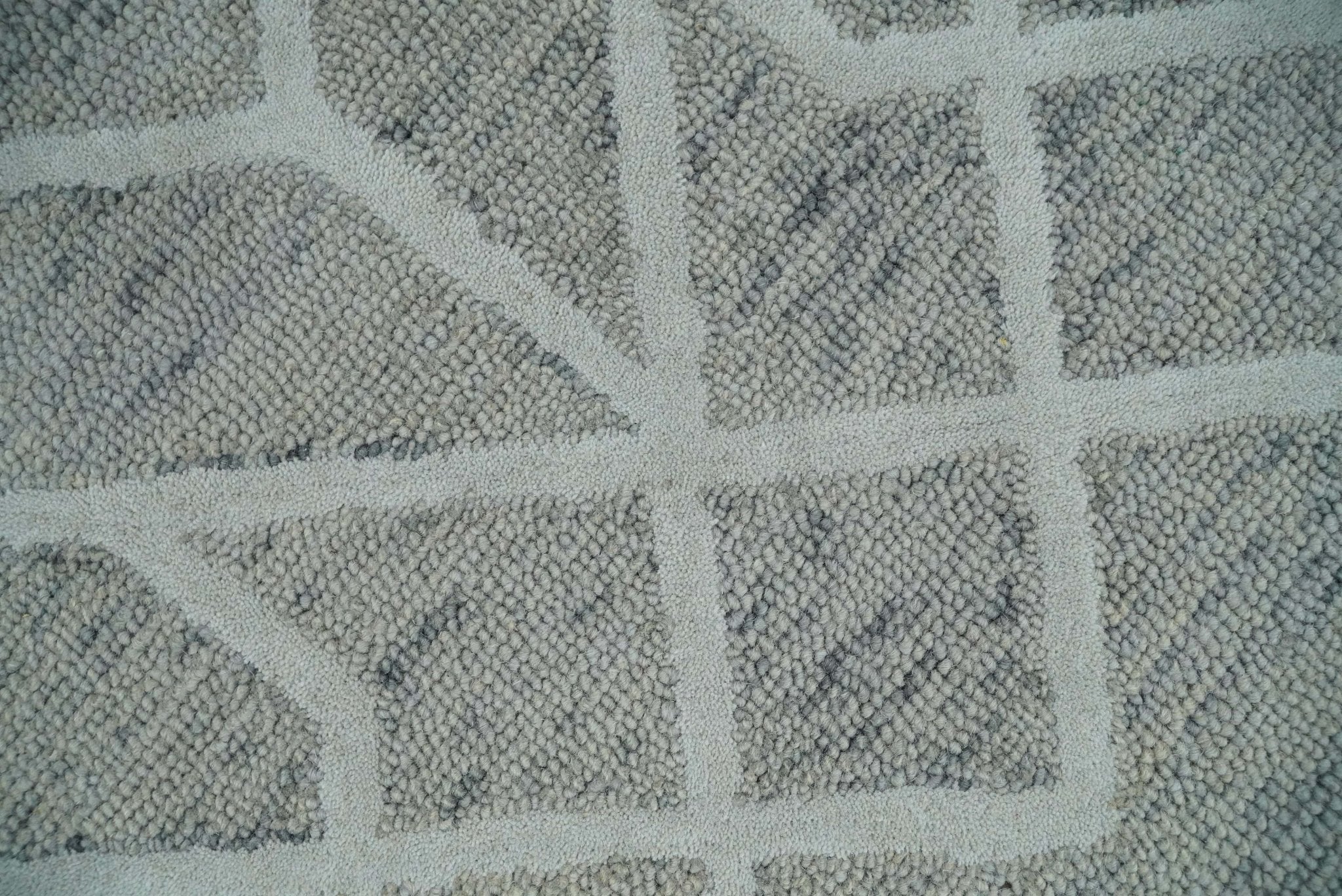 5x8 and 8x11 Handmade Area rug made with fine Wool Area Rug | TRD6373C - Image 4