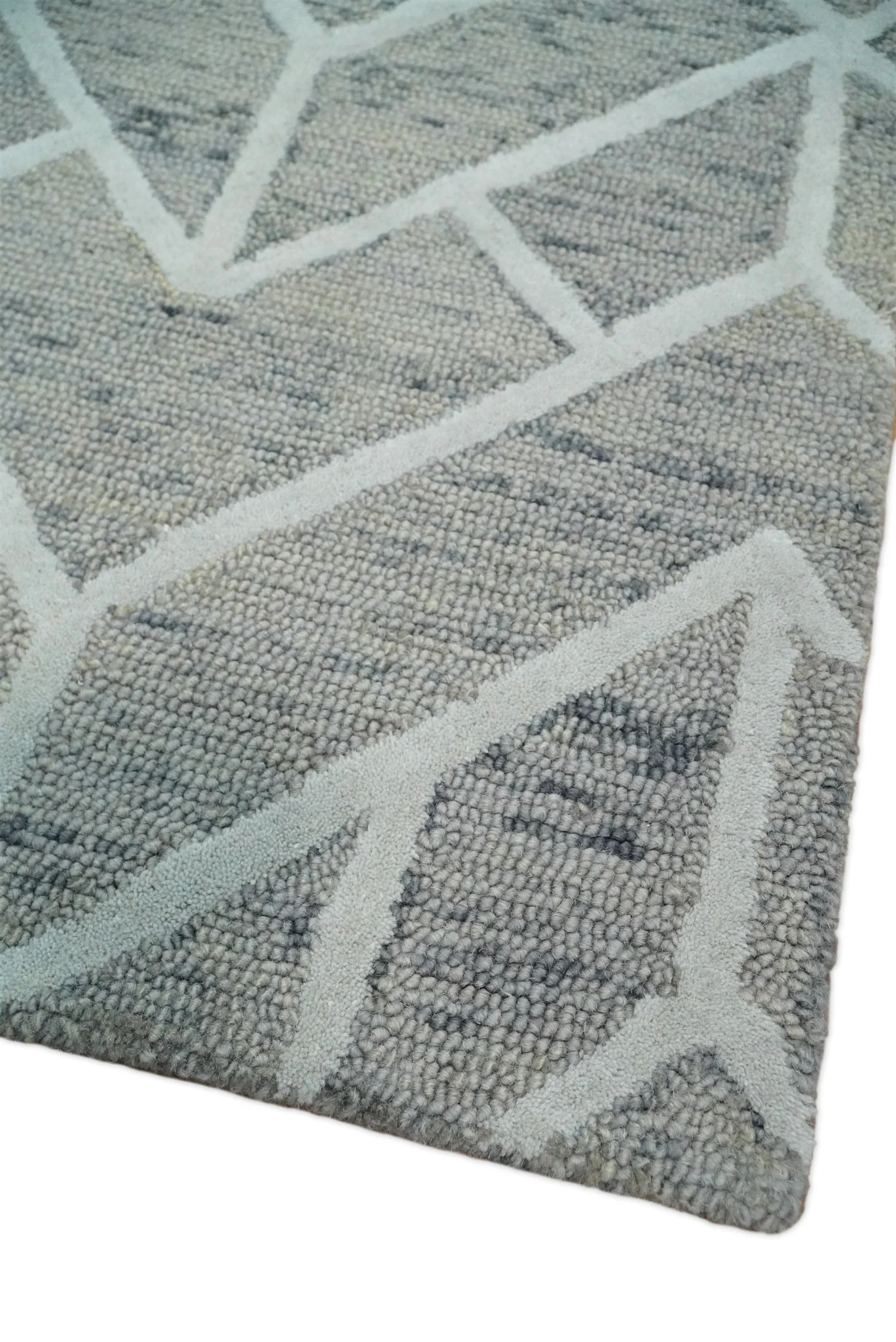 5x8 and 8x11 Handmade Area rug made with fine Wool Area Rug | TRD6373C - Image 8