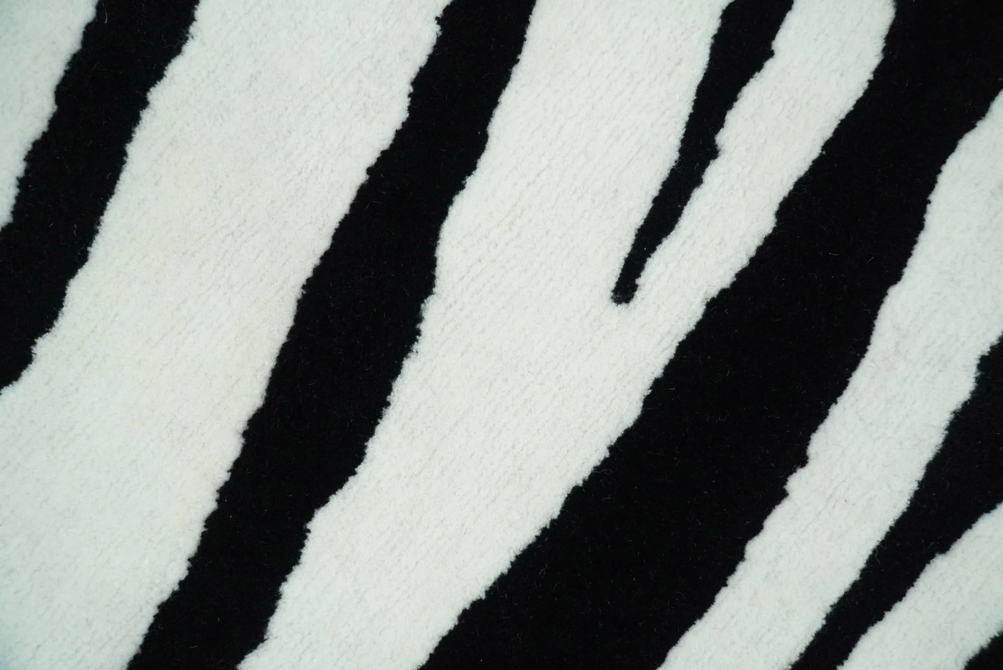Antelope Rug, Hand Tufted Black and White Zebra Area Rug, Modern Wool Area Rug | ANI1 - Image 6