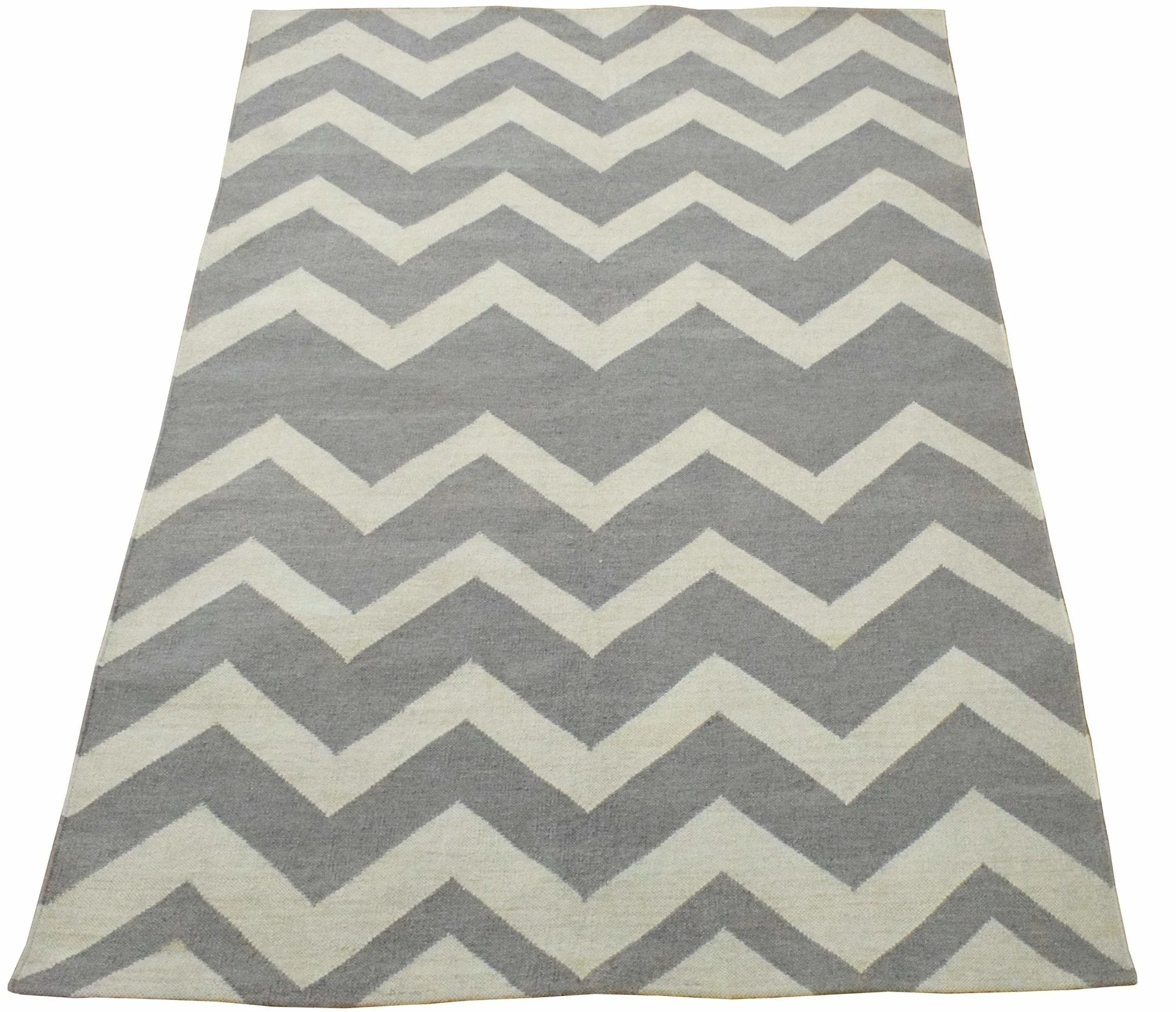 5x8 Dhurrie Rug, Gray and White Chevron Pattern Rug - Image 4