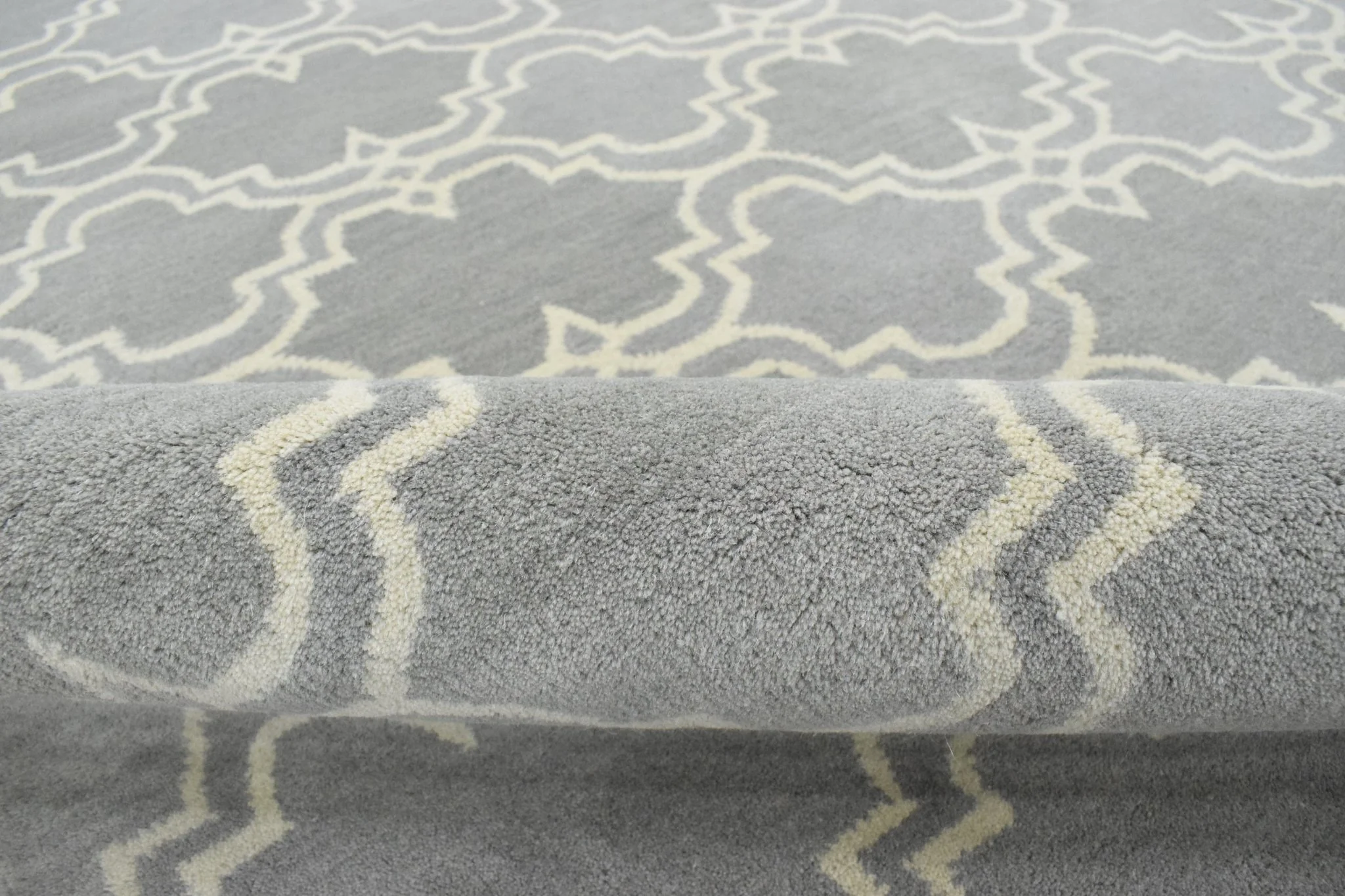 5x8 Gray and Beige Wool Area Rug | Handmade Area rug made with fine wool - Image 8