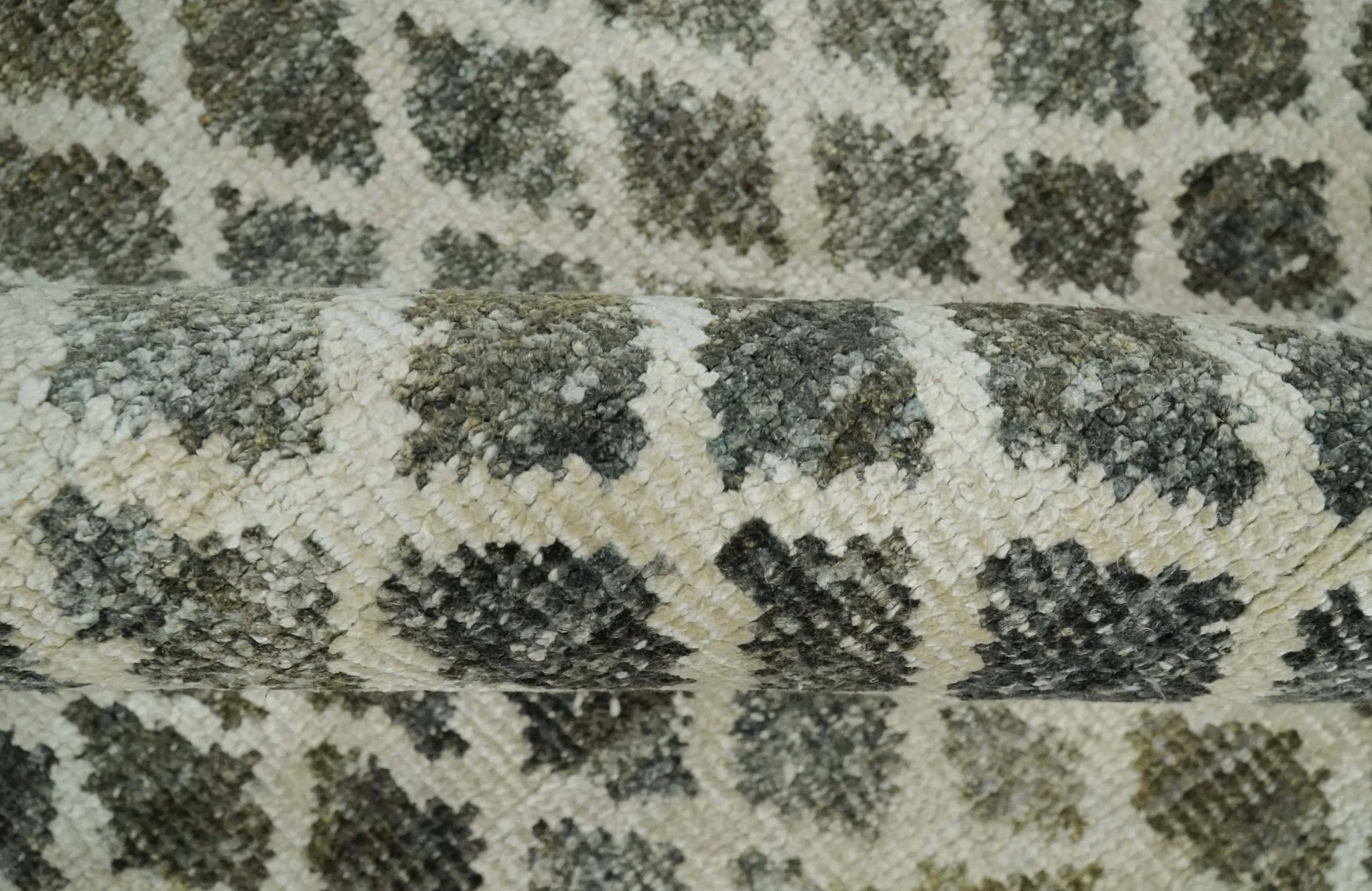 5x8 Hand Knotted Beige, Charcoal and Olive Modern Diamond Geometric Contemporary Recycled Silk Area Rug | OP87 - Image 6