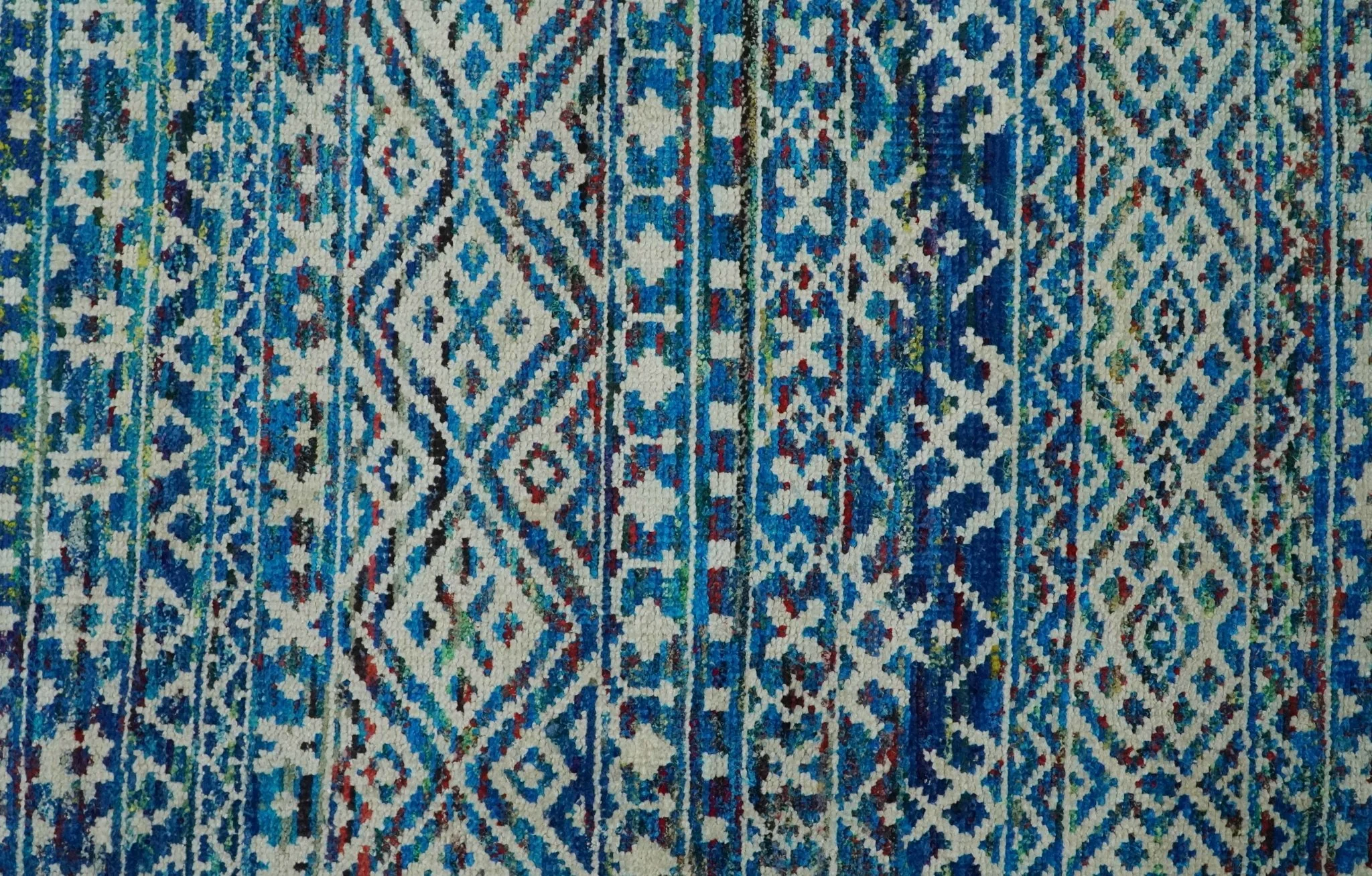 5x8 Hand Knotted Blue and Ivory Modern Contemporary Southwestern Tribal Trellis Recycled Silk Area Rug | OP80 - Image 9