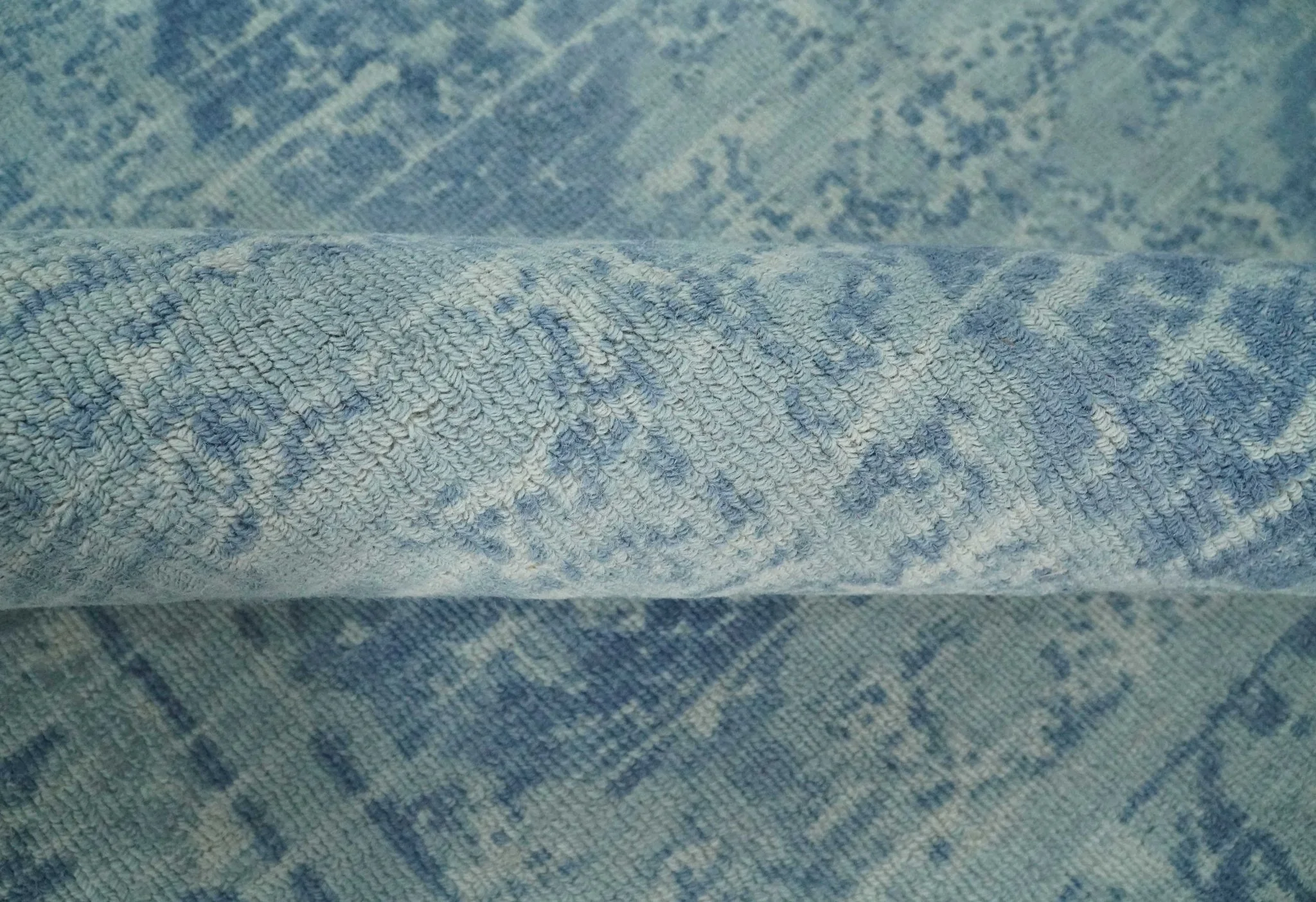 5x8 Ivory and Blue Traditional Ikat design Hand Tufted Wool Area Rug - Image 6